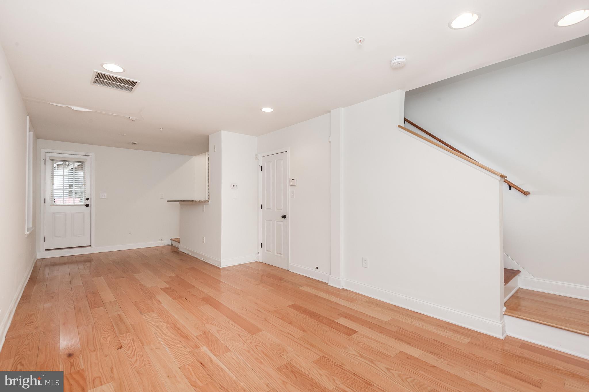 FEDERAL HILL HISTORIC DISTRICT - Residential Lease