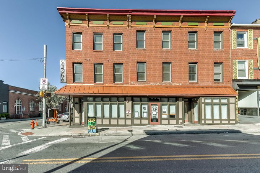 Light-Filled, Renovated 2 Story Townhouse Apartment featuring 2 Bedrooms, 1 Full Baths, Granite Counters, Stainless Steel Appliances, Hardwood Floors, Exposed Brick and in-unit Laundry.   3D Tour Available.  Close to the New Cross Street Market, short walk to Downtown & Stadiums. UM Medical Shuttle stop out front of the building, Charm City Circulator within 1 block. No smokers, no pets.