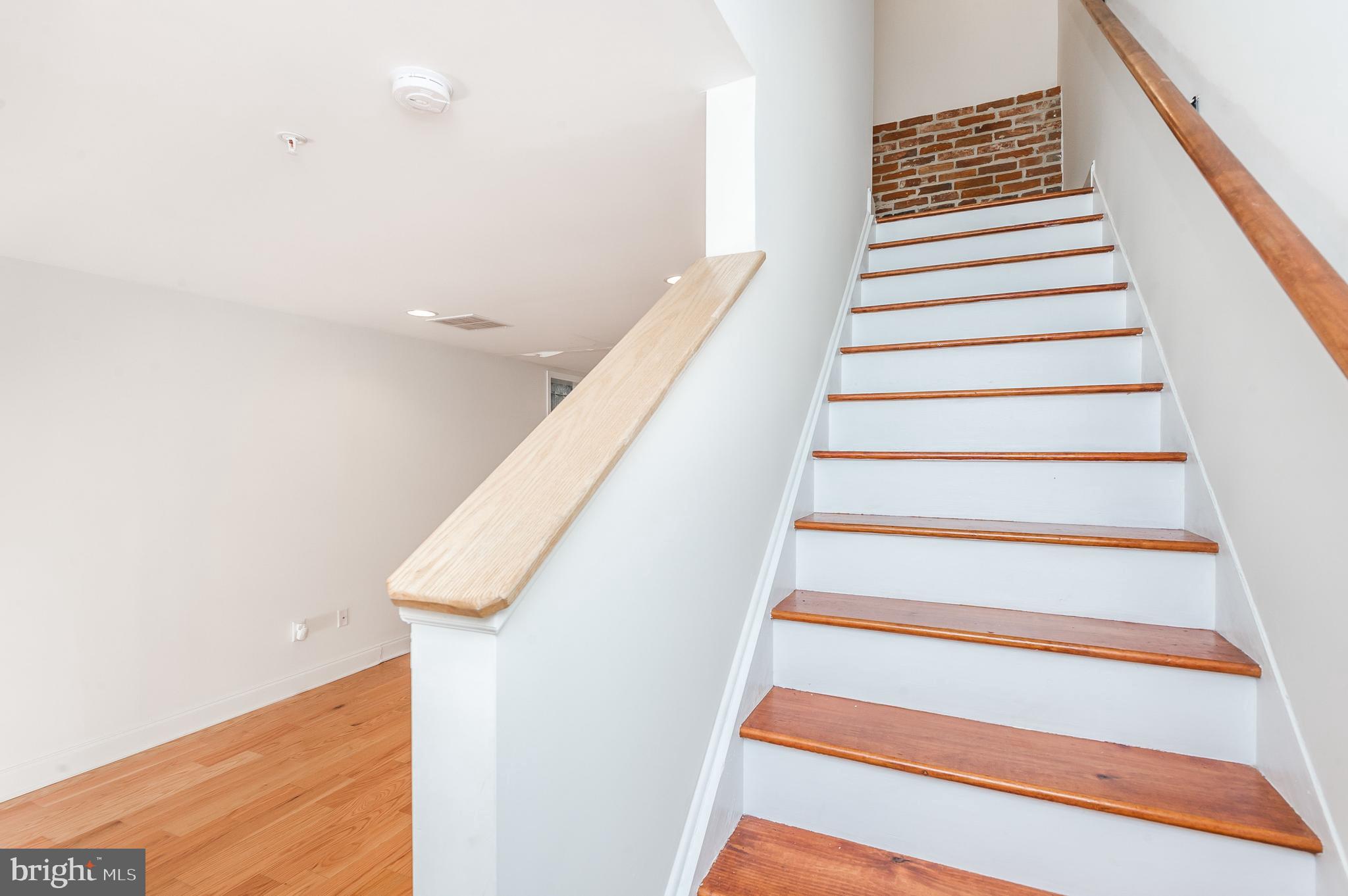 FEDERAL HILL HISTORIC DISTRICT - Residential Lease