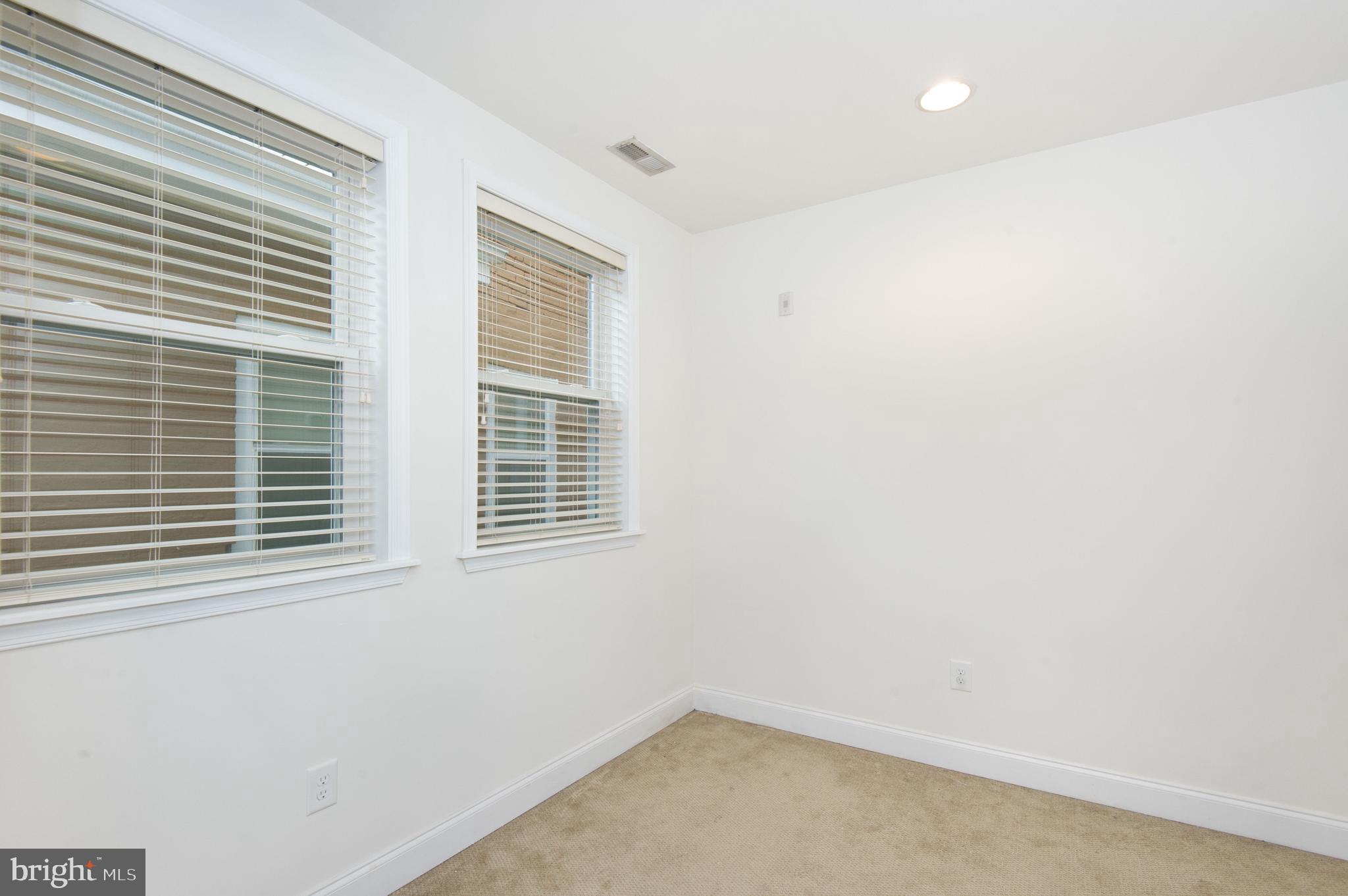 FEDERAL HILL HISTORIC DISTRICT - Residential Lease