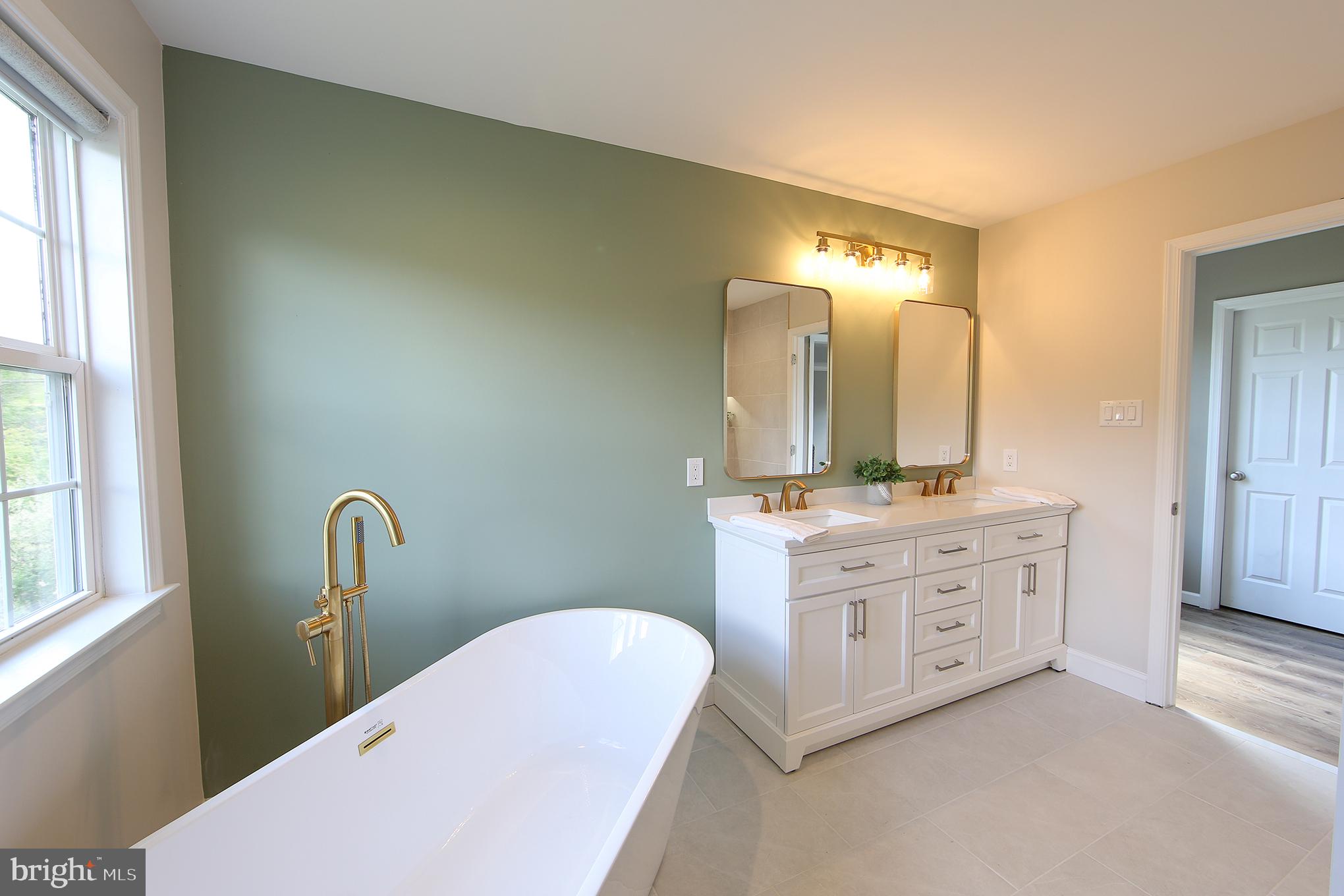 NORTHWOODS - Residential