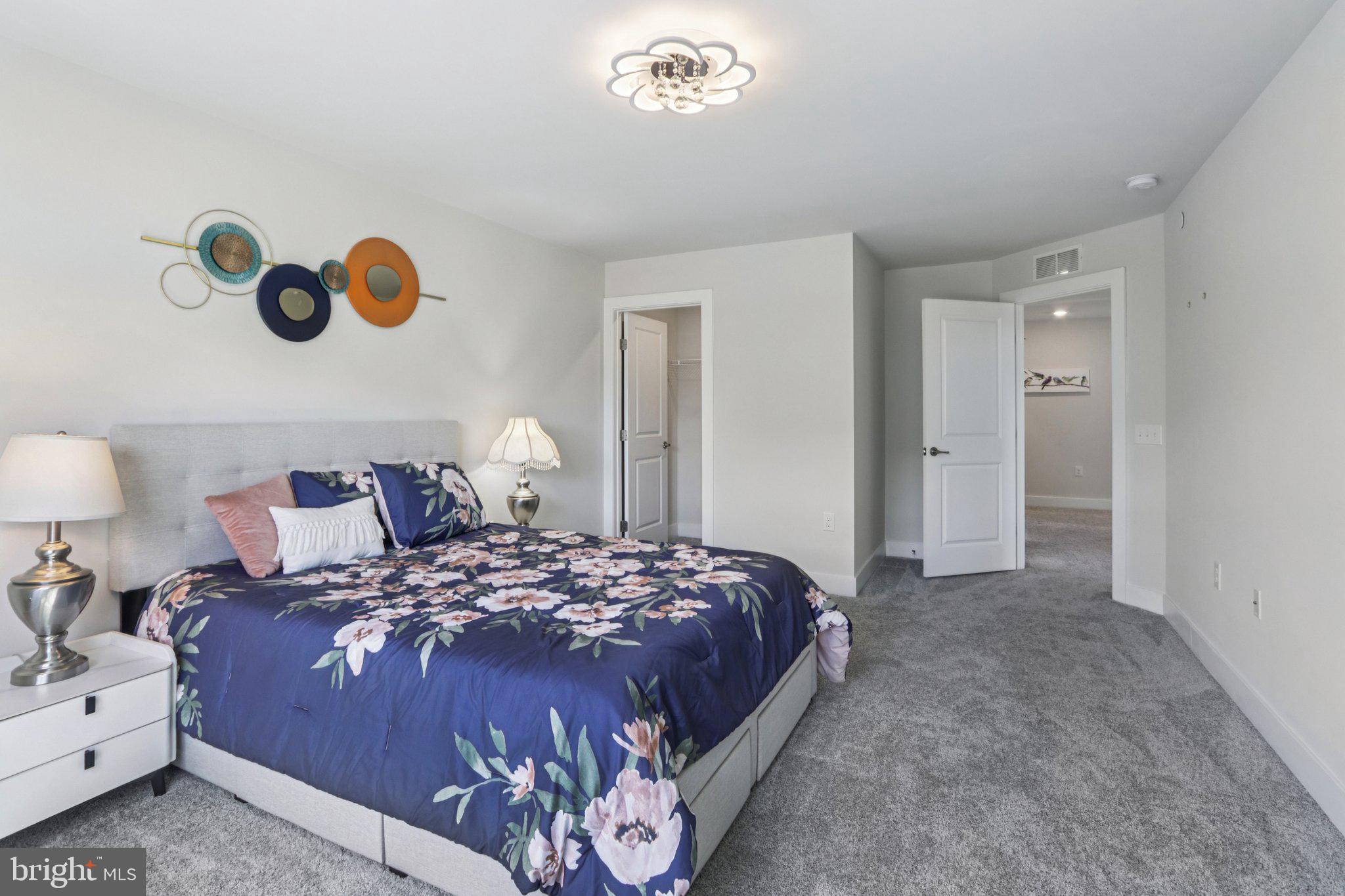 EXTON GROVE - Residential