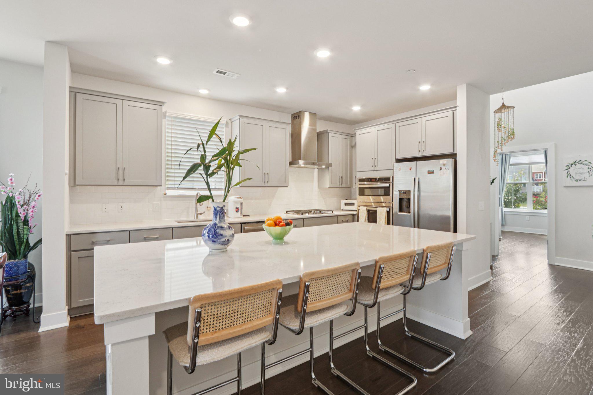 EXTON GROVE - Residential