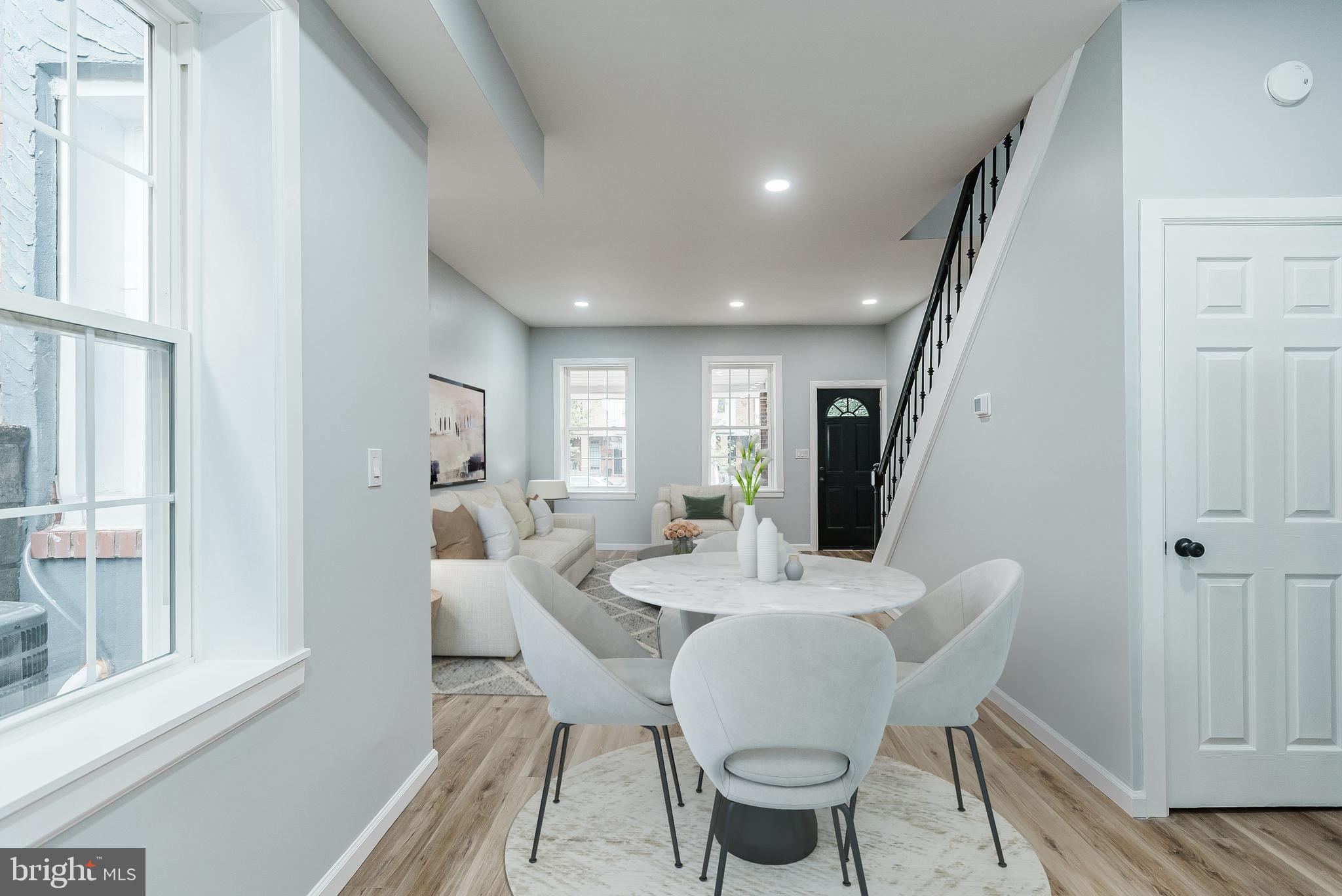 1932 E MOYAMENSING AVENUE