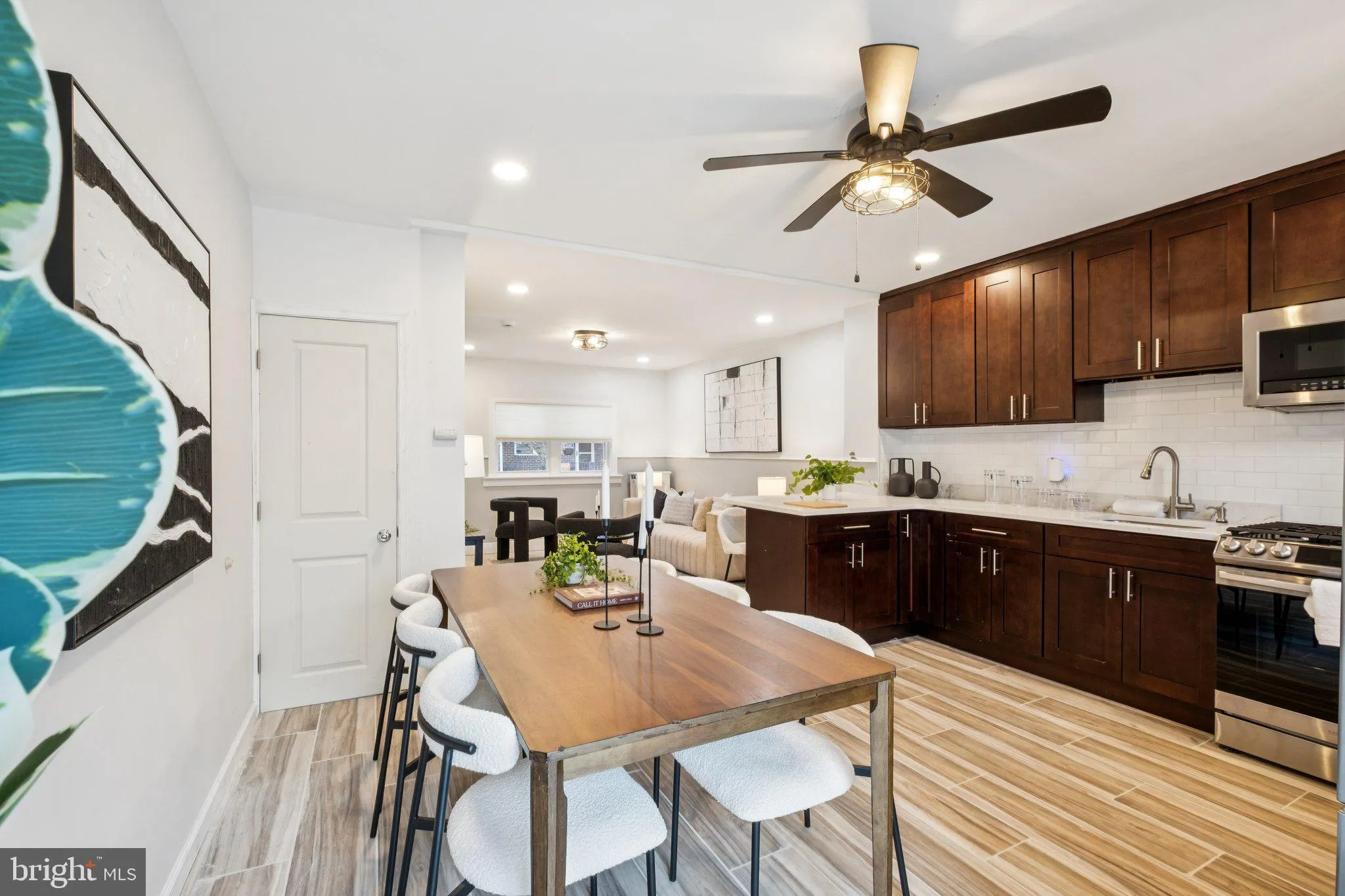 Philadelphia, Pennsylvania 19146, United States, 3 Bedrooms Bedrooms, ,1 BathroomBathrooms,Residential,Contingent,202891