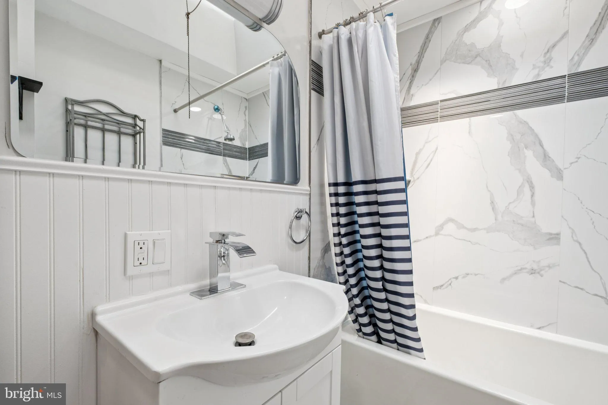 Philadelphia, Pennsylvania 19146, United States, 3 Bedrooms Bedrooms, ,1 BathroomBathrooms,Residential,Contingent,202891