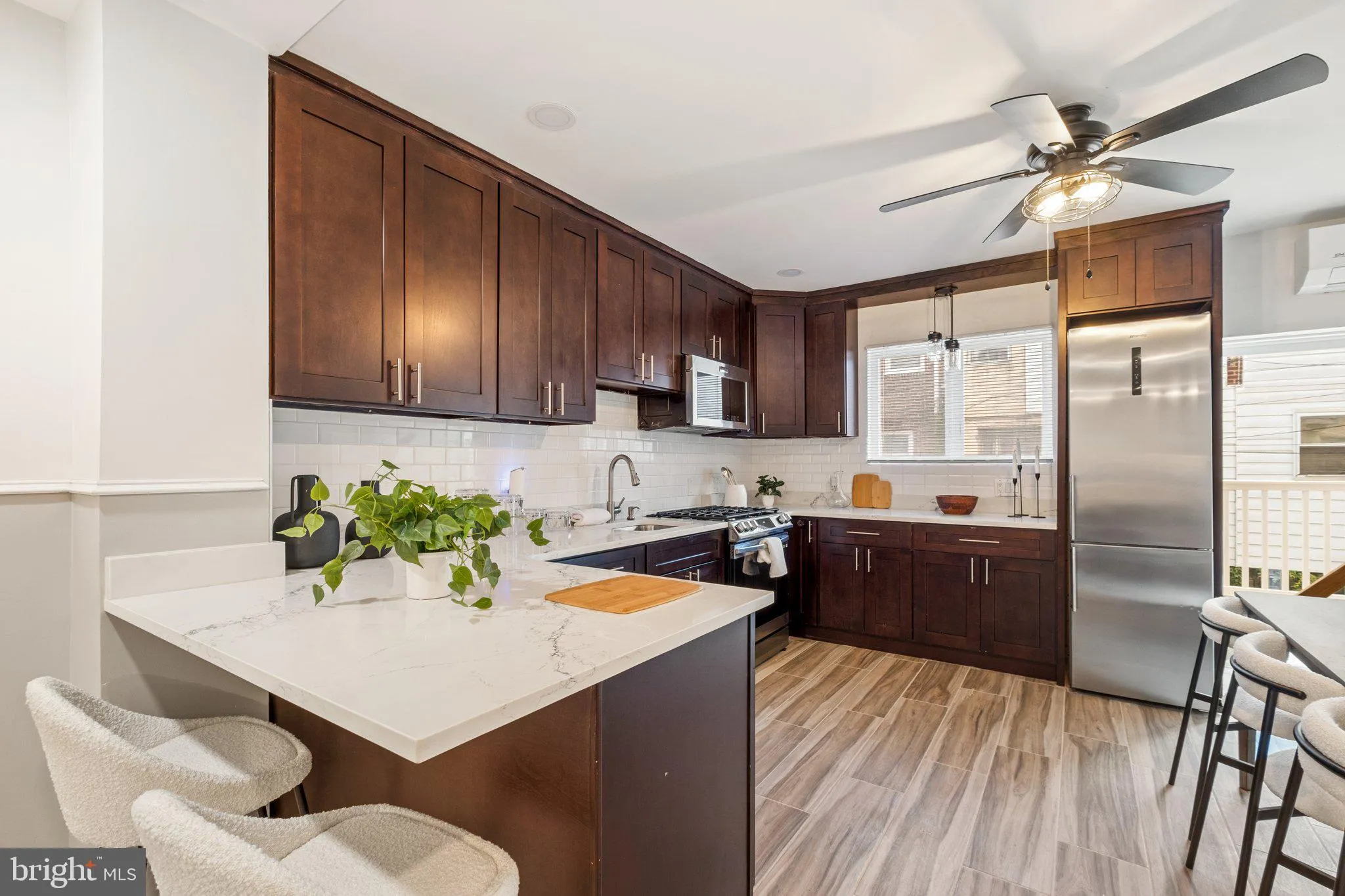 Philadelphia, Pennsylvania 19146, United States, 3 Bedrooms Bedrooms, ,1 BathroomBathrooms,Residential,Contingent,202891