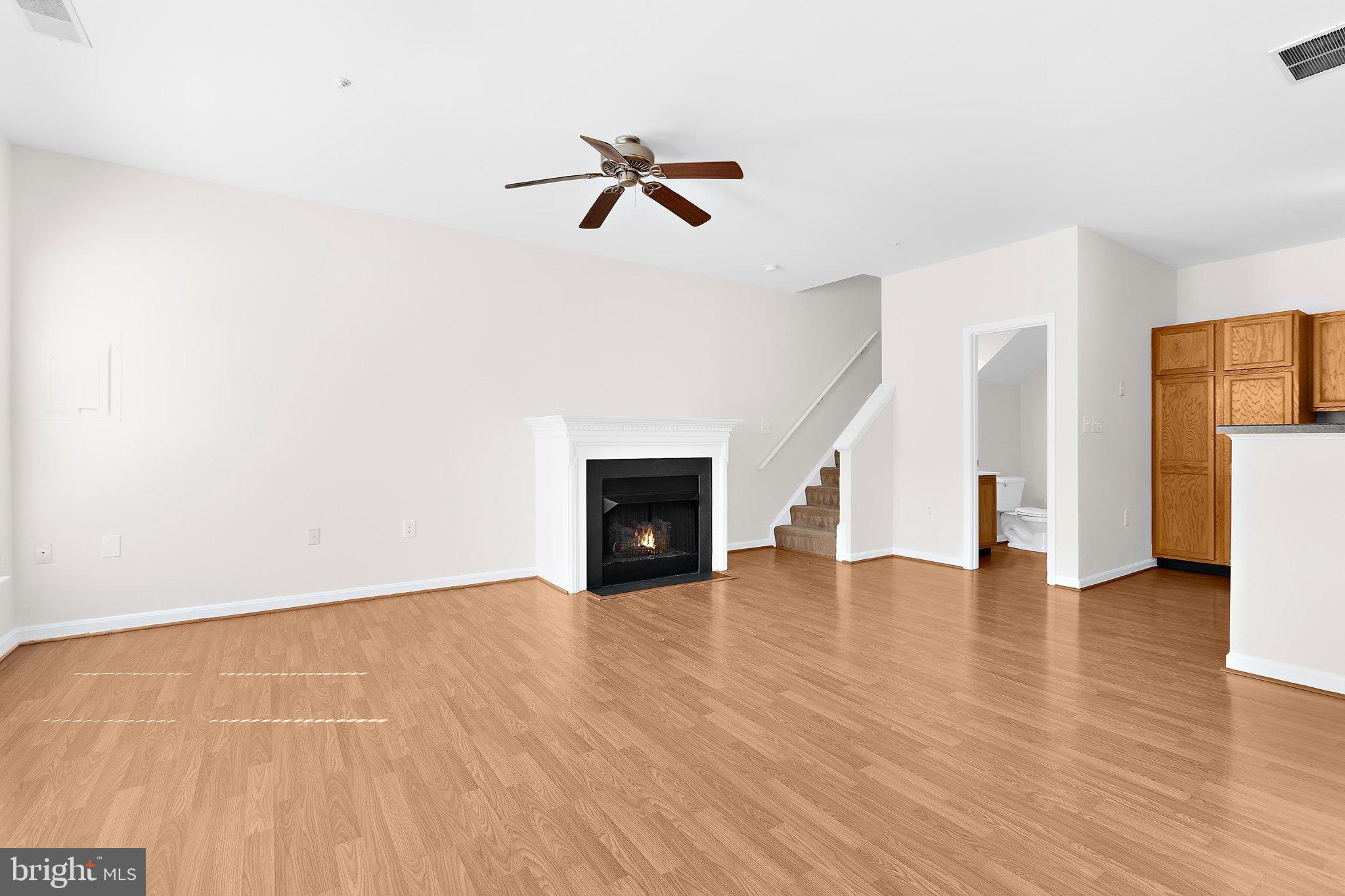 8738 BRIGHT MEADOW COURT