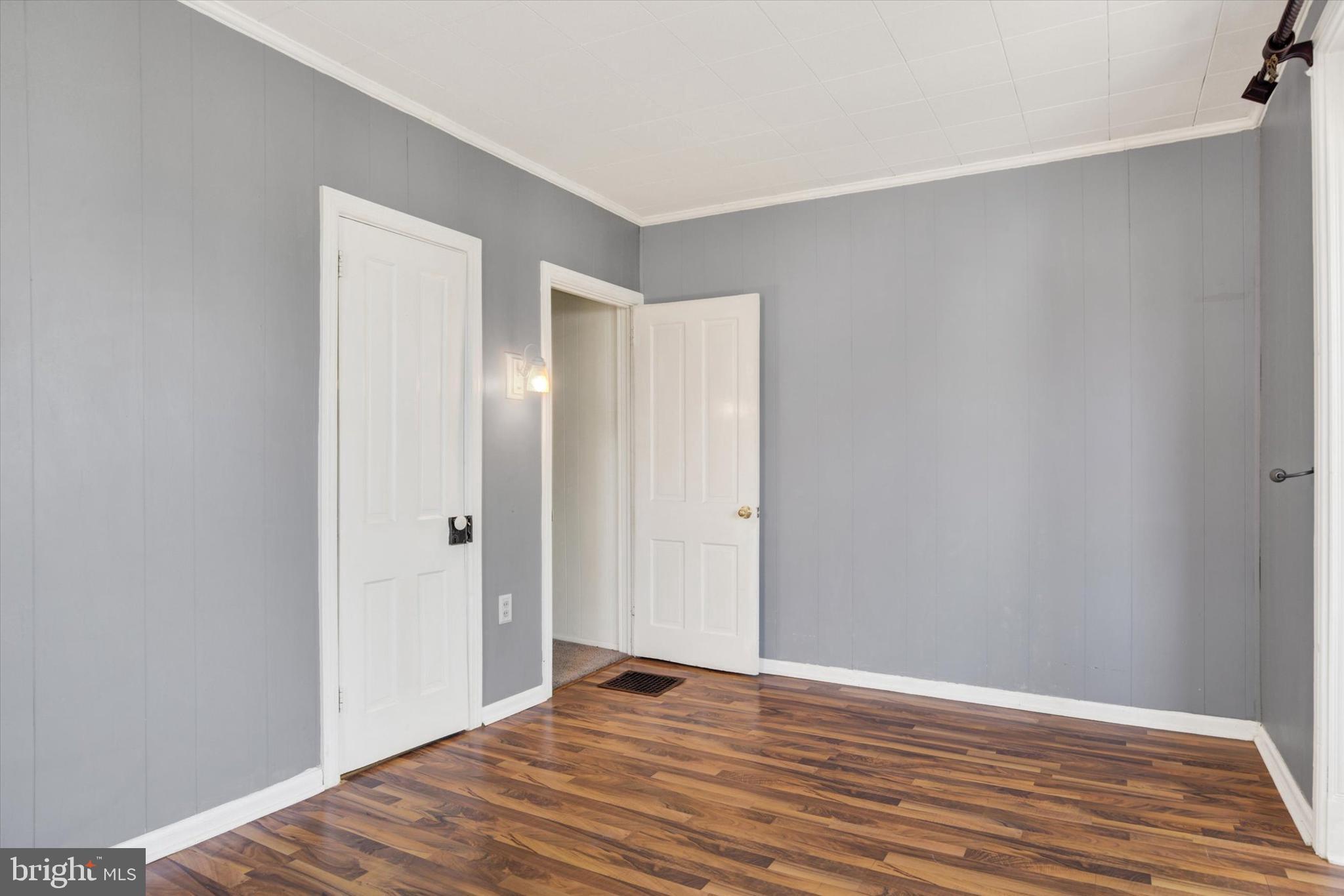 ELIZABETHTOWN BOROUGH - Residential