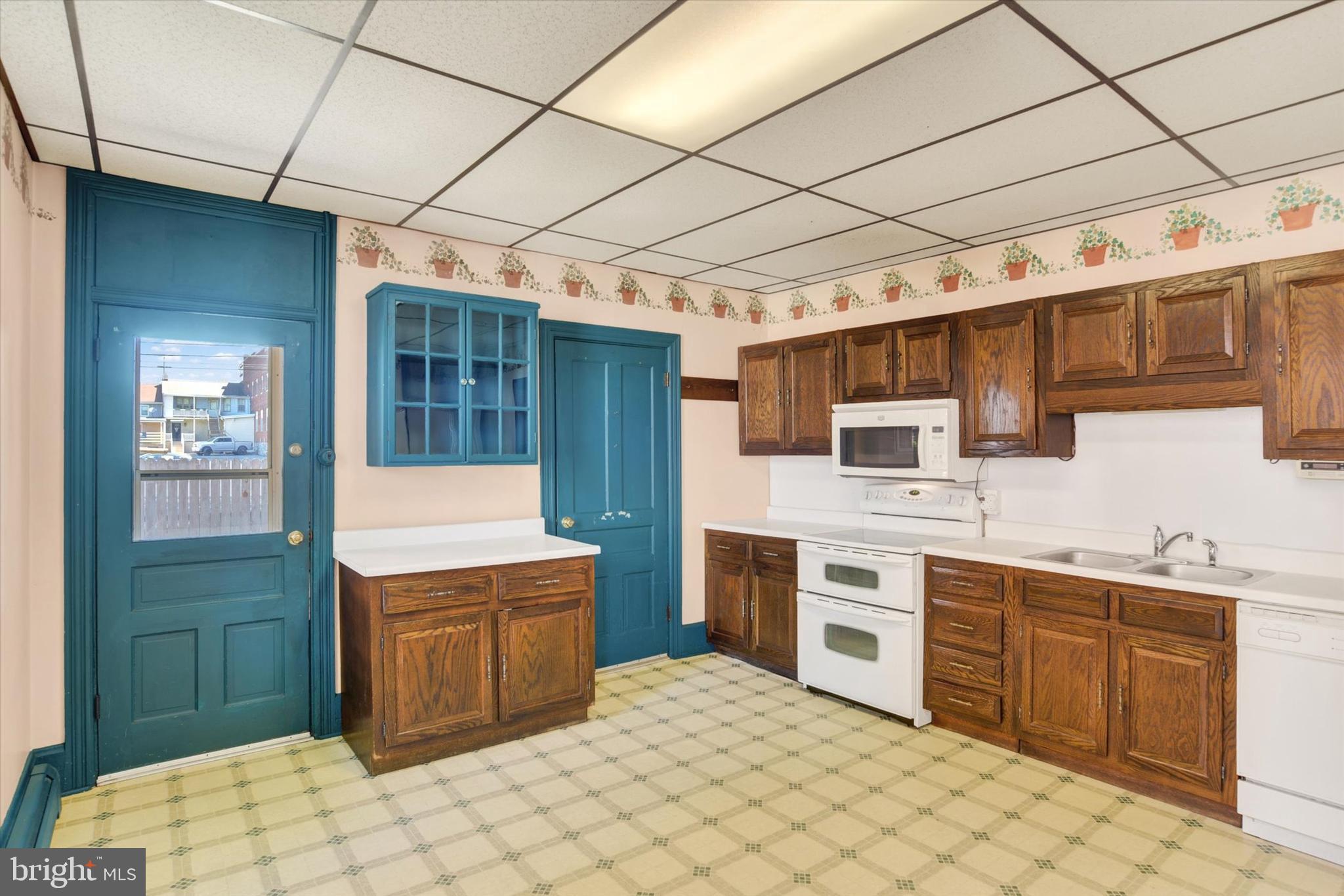 ELIZABETHTOWN BOROUGH - Residential