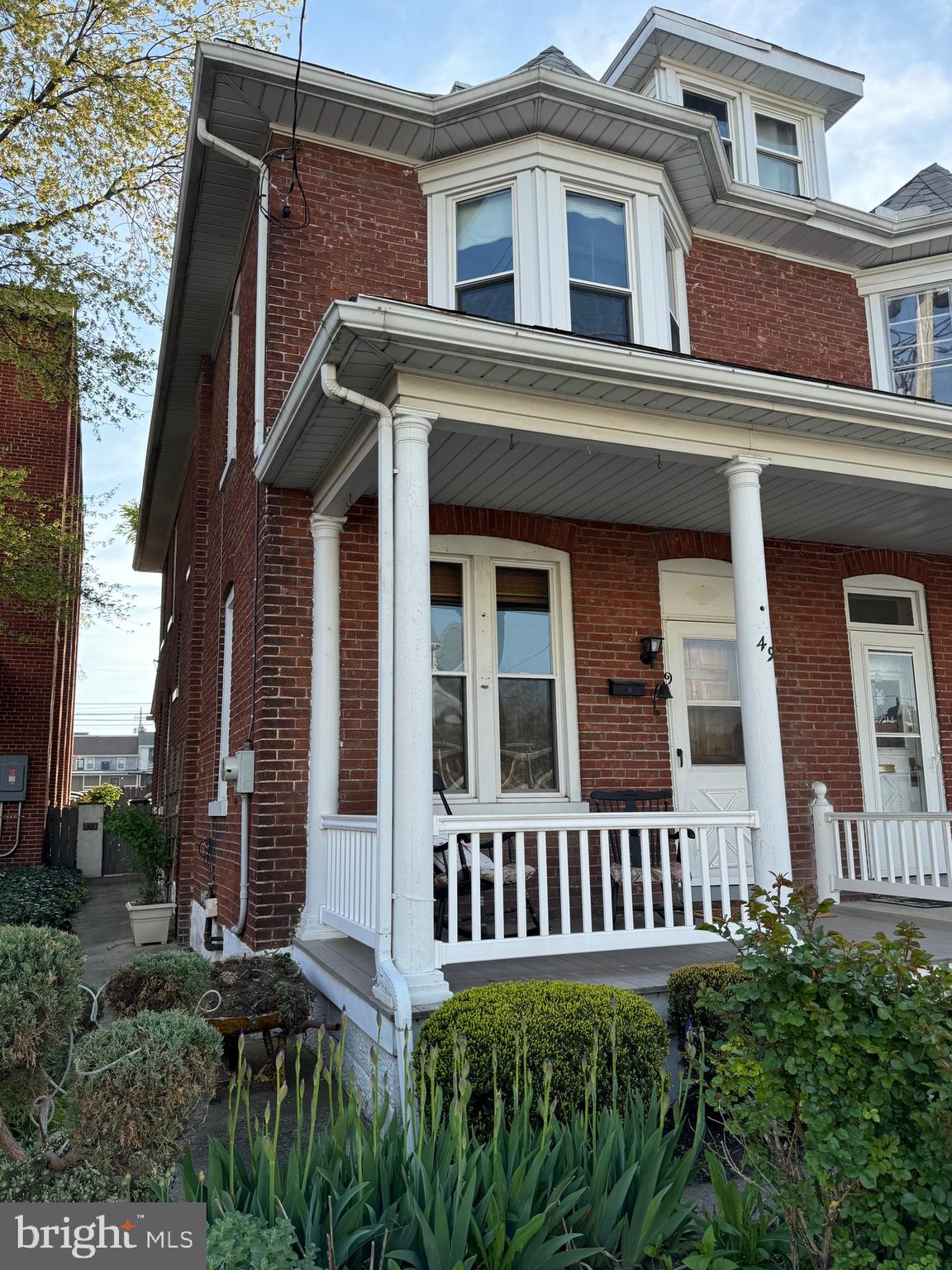 49 S POPLAR STREET