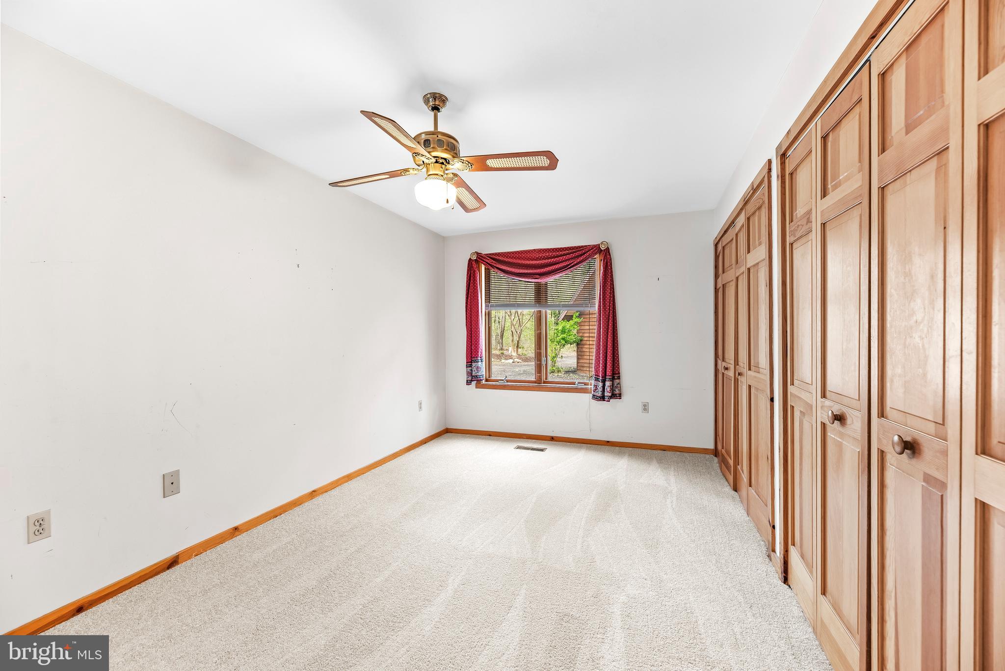 HARBOR LIGHT BEACH - Residential