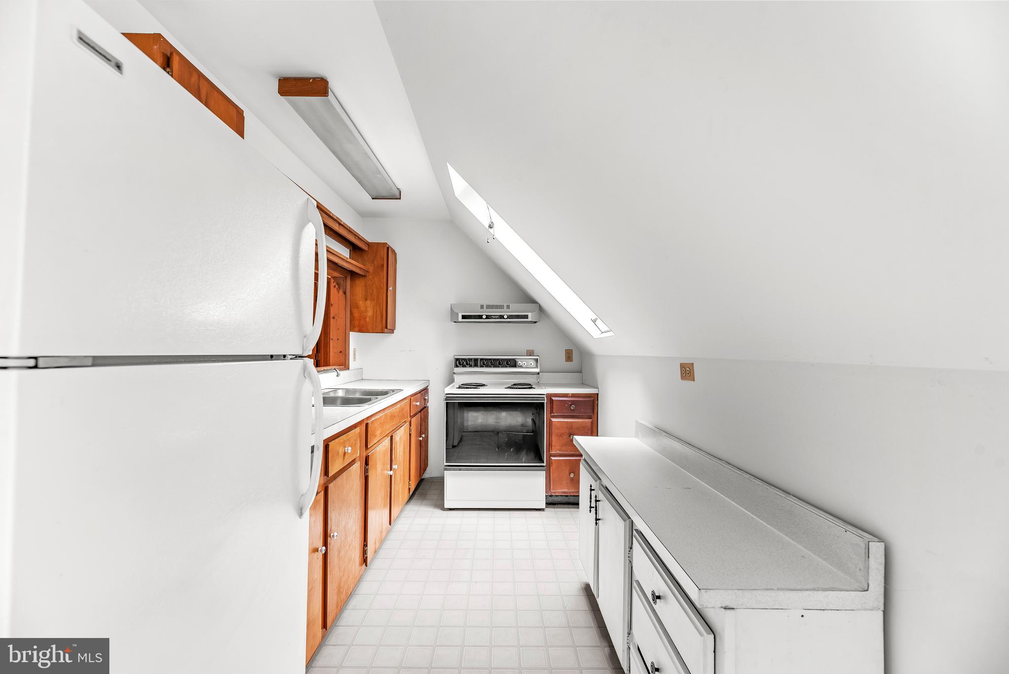 HARBOR LIGHT BEACH - Residential