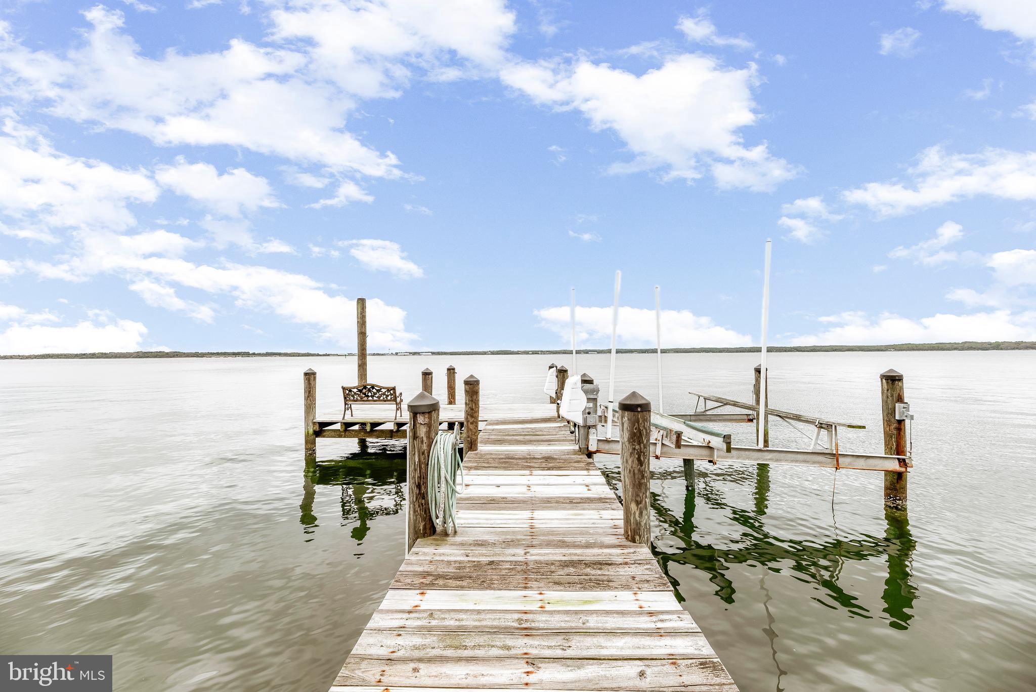 HARBOR LIGHT BEACH - Residential