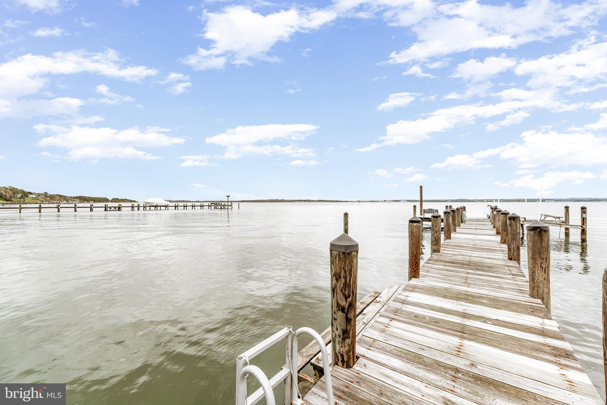 HARBOR LIGHT BEACH - Residential