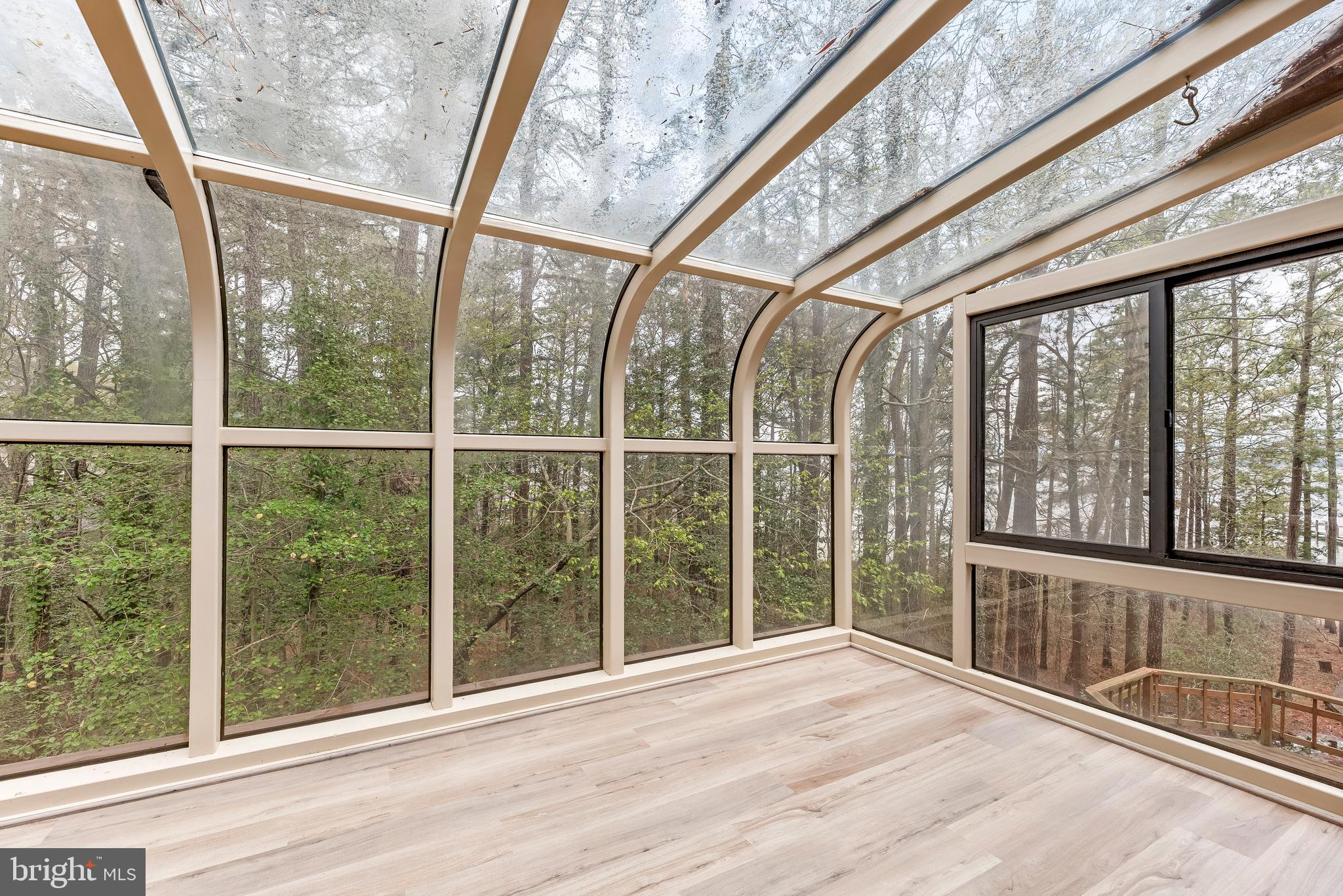 HARBOR LIGHT BEACH - Residential