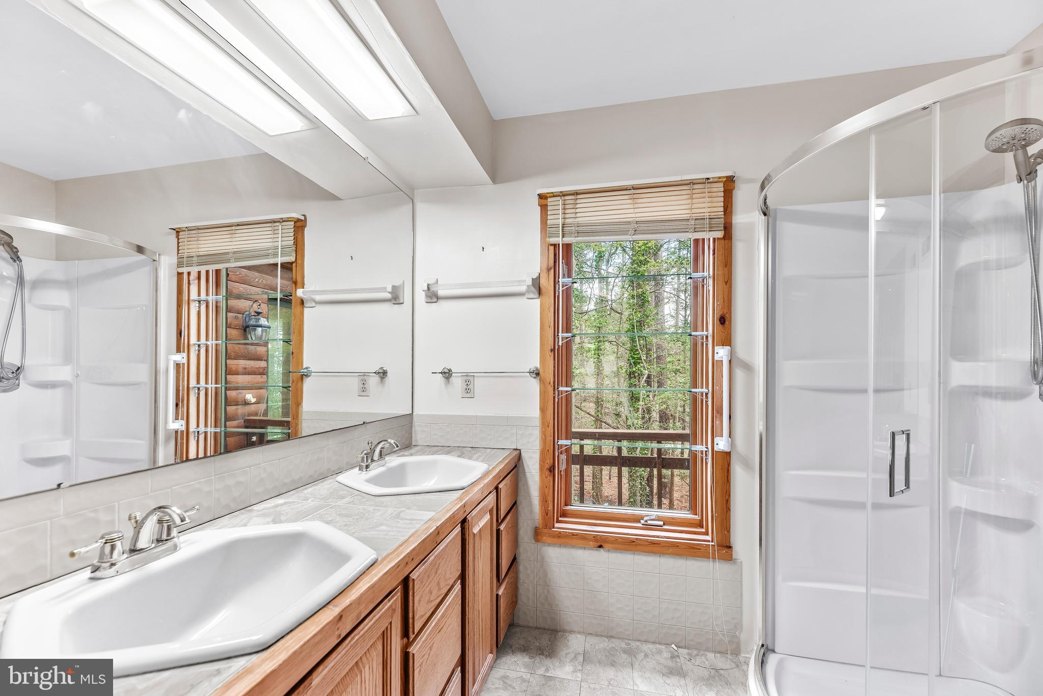 HARBOR LIGHT BEACH - Residential