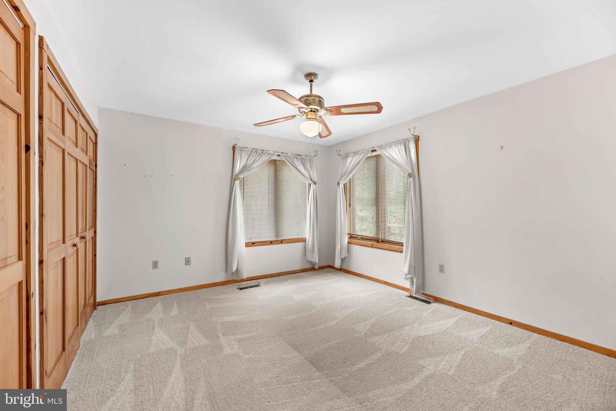 HARBOR LIGHT BEACH - Residential