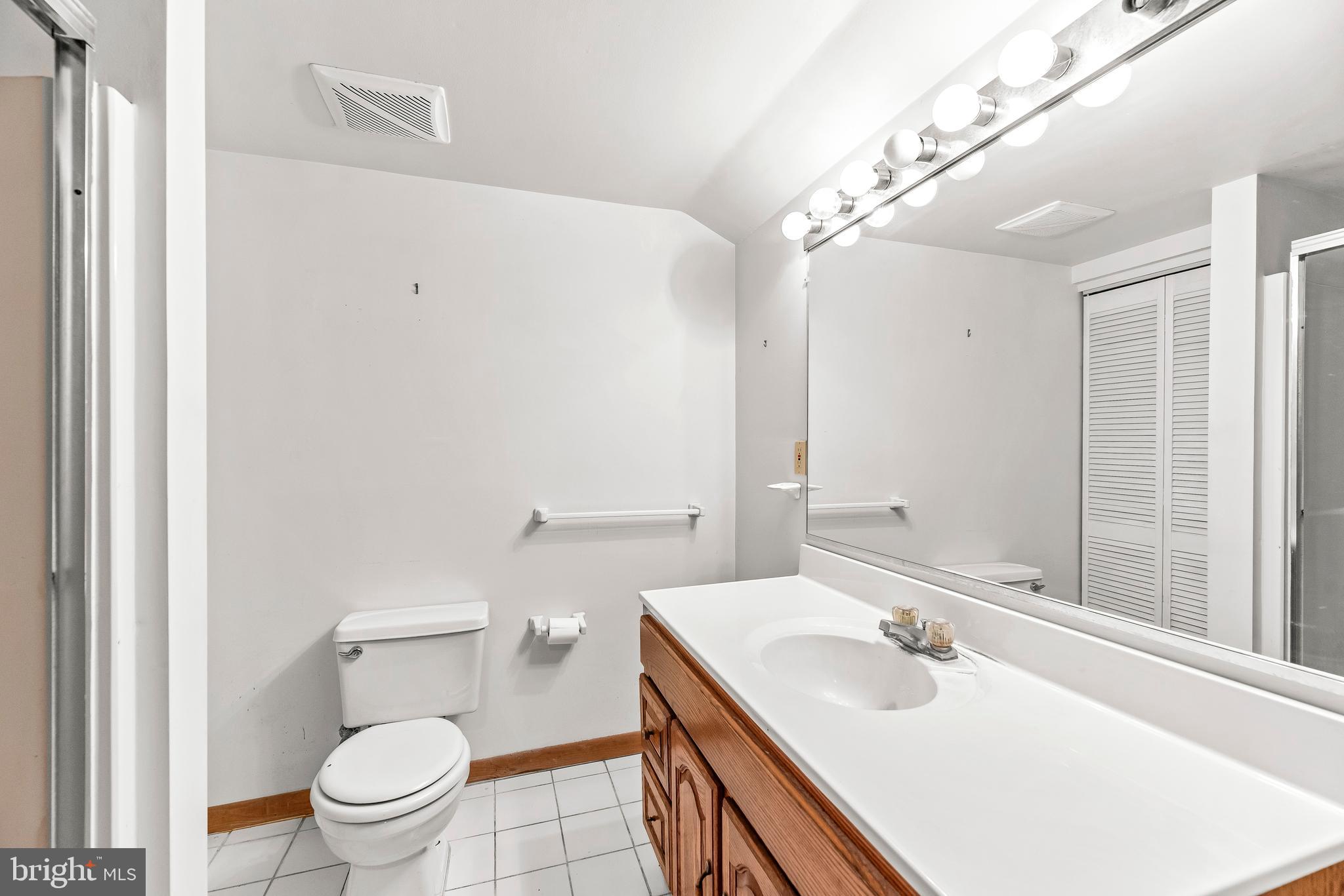 HARBOR LIGHT BEACH - Residential