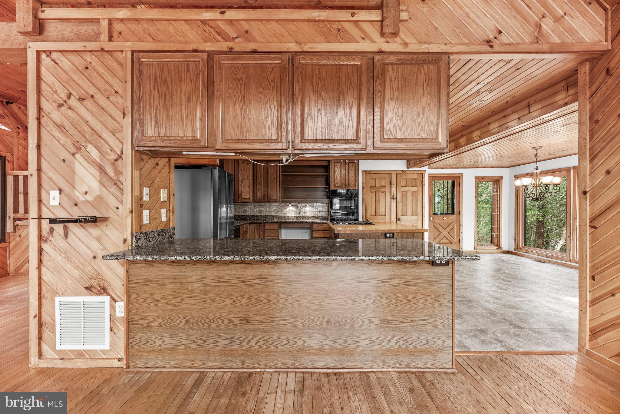 HARBOR LIGHT BEACH - Residential