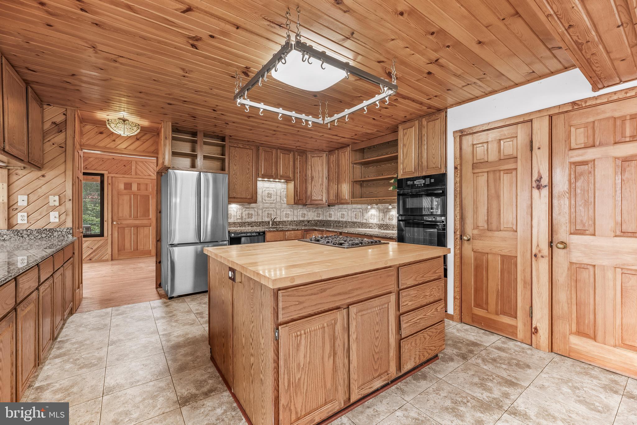 HARBOR LIGHT BEACH - Residential