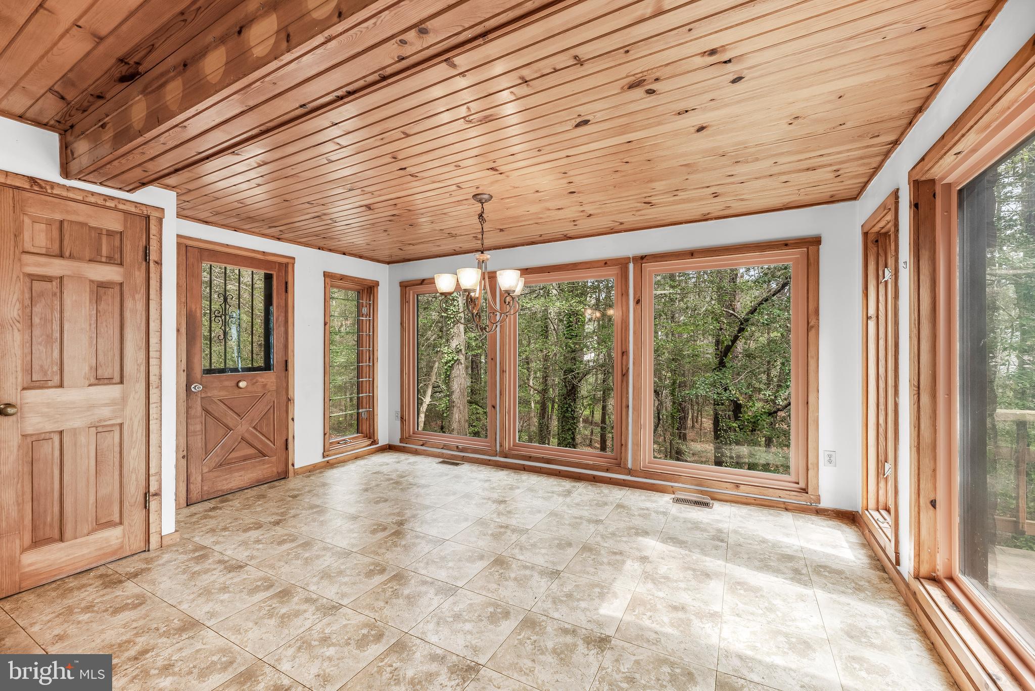 HARBOR LIGHT BEACH - Residential