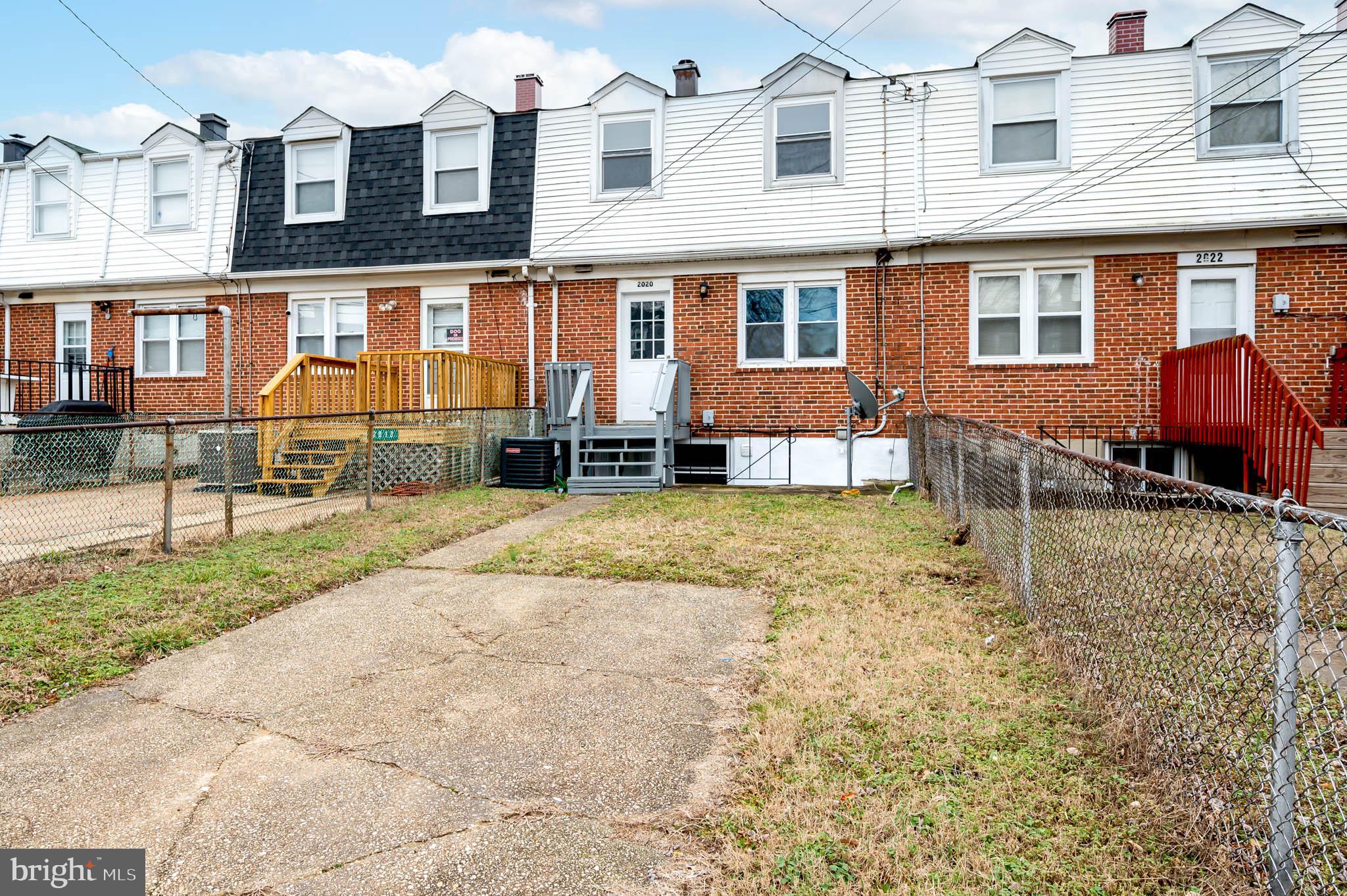 EASTFIELD - Residential Lease