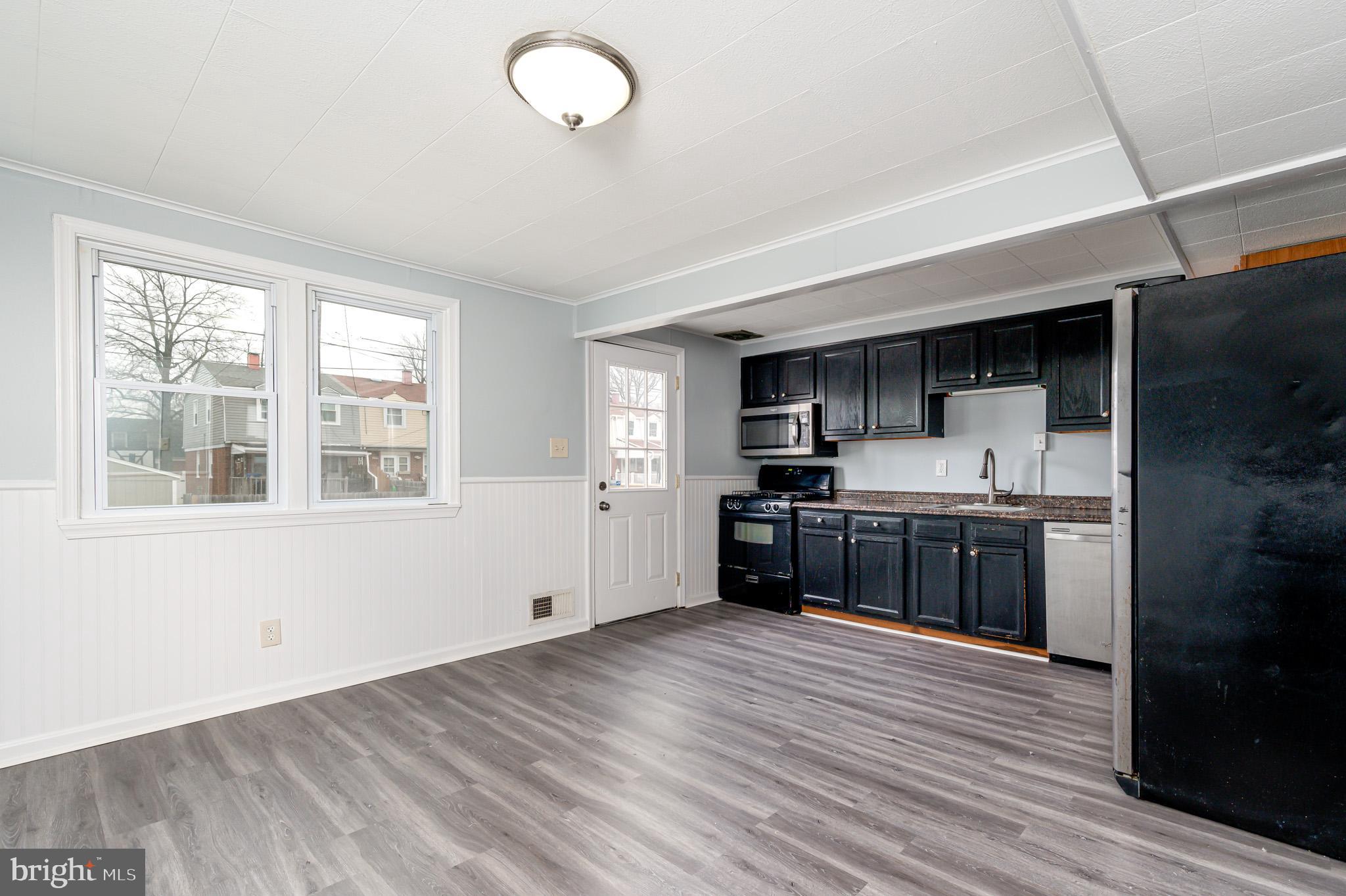 EASTFIELD - Residential Lease