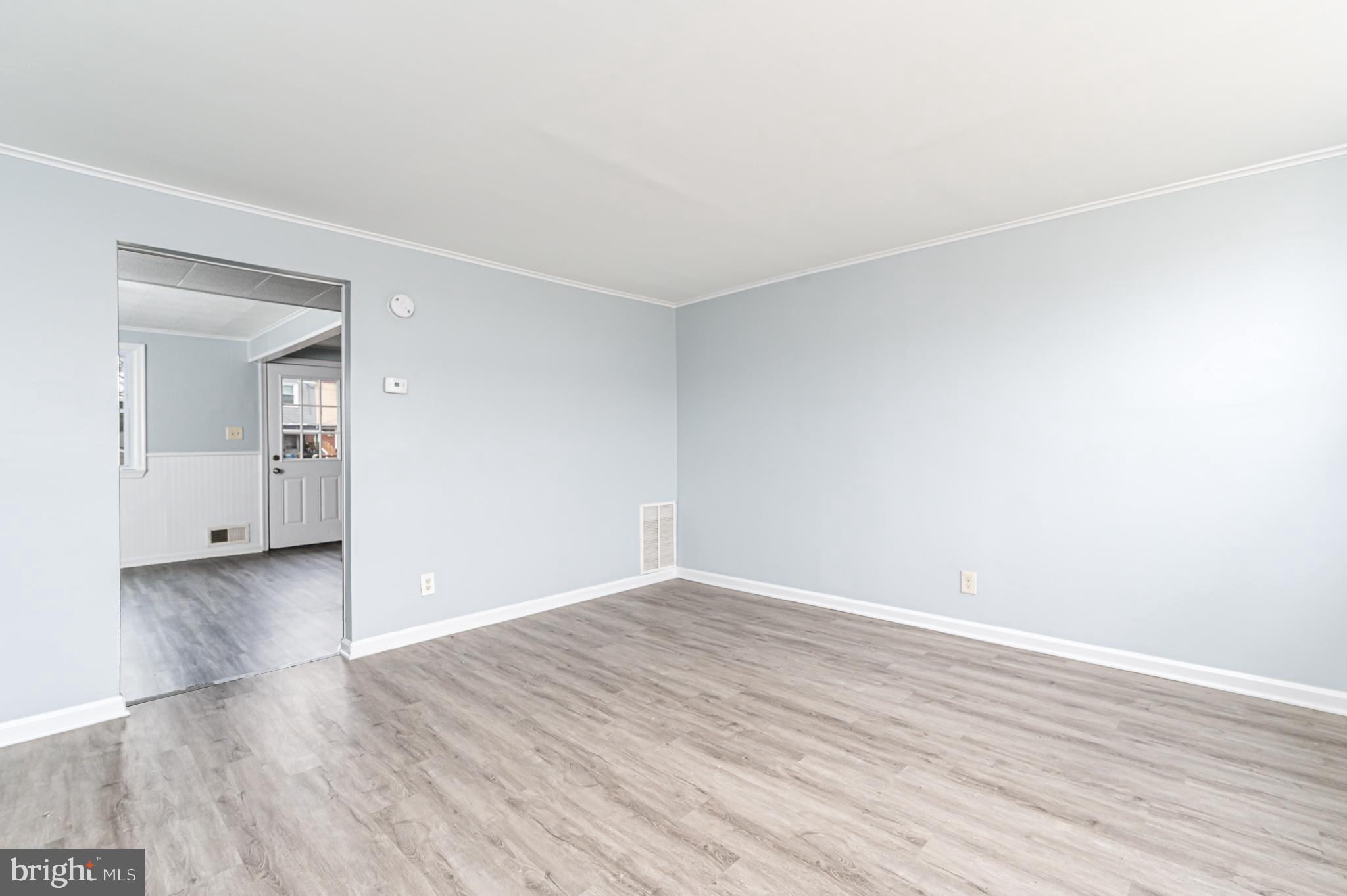 EASTFIELD - Residential Lease