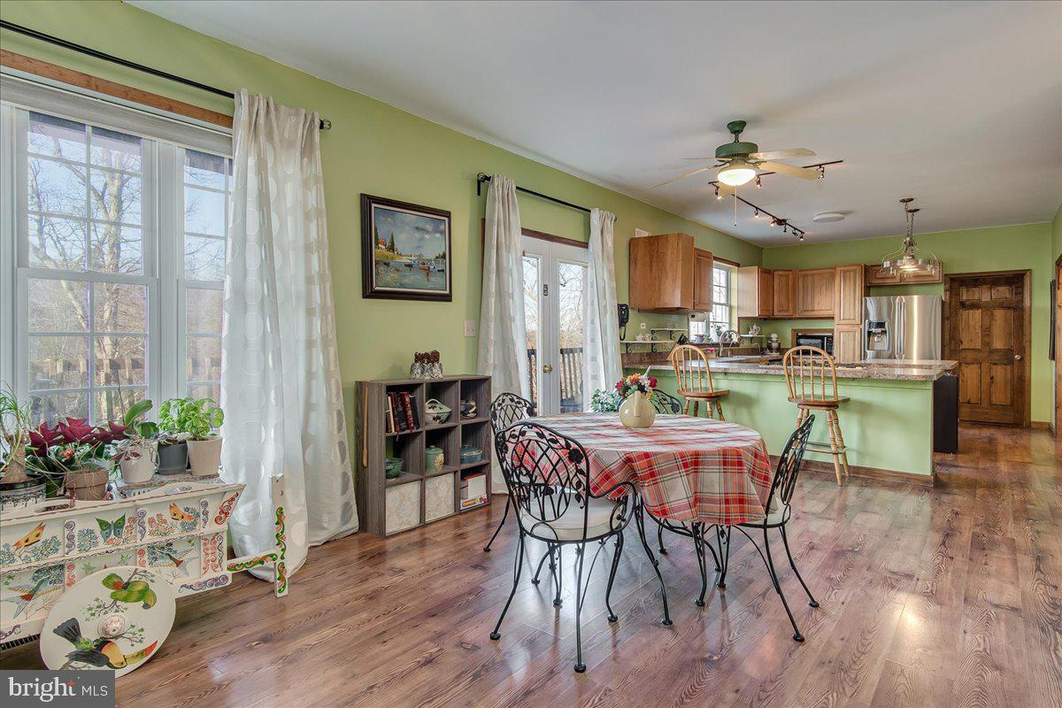 CHESTNUT GROVE - Residential