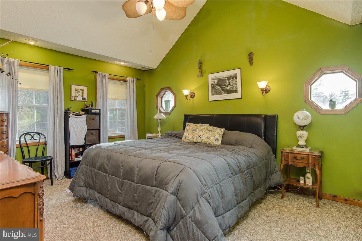 CHESTNUT GROVE - Residential