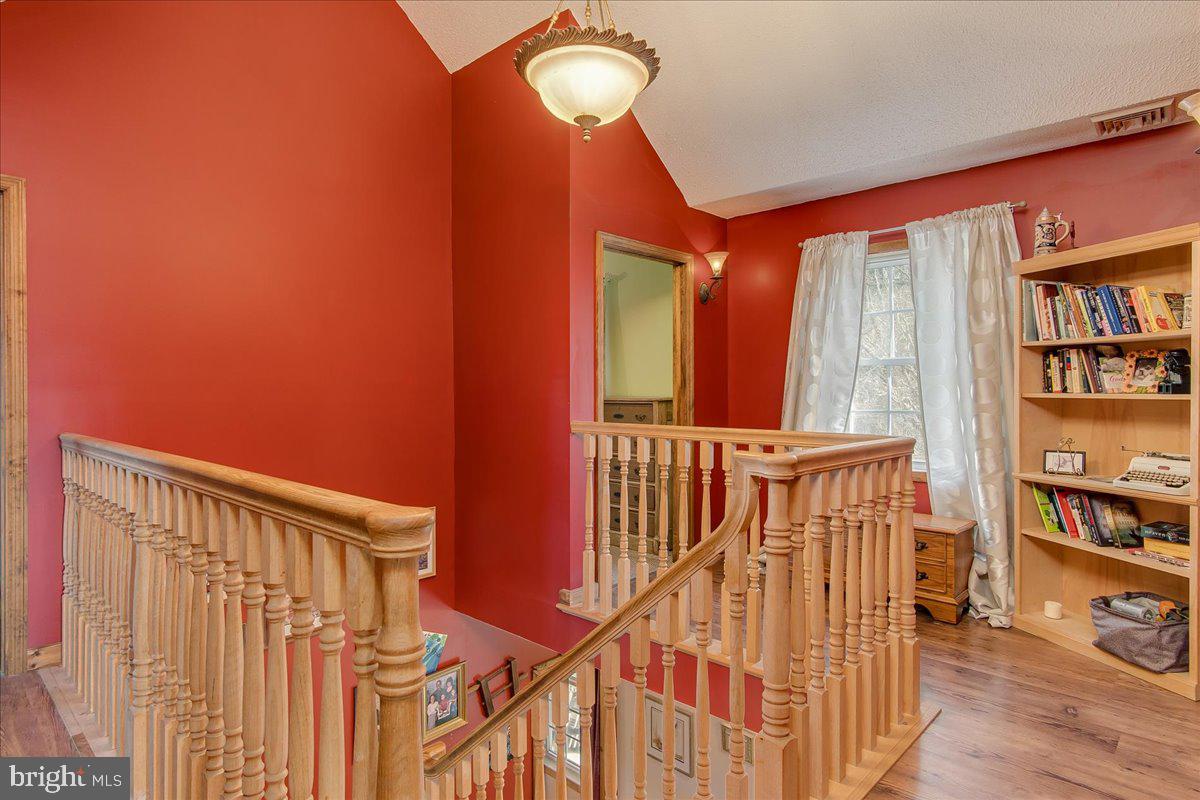 CHESTNUT GROVE - Residential