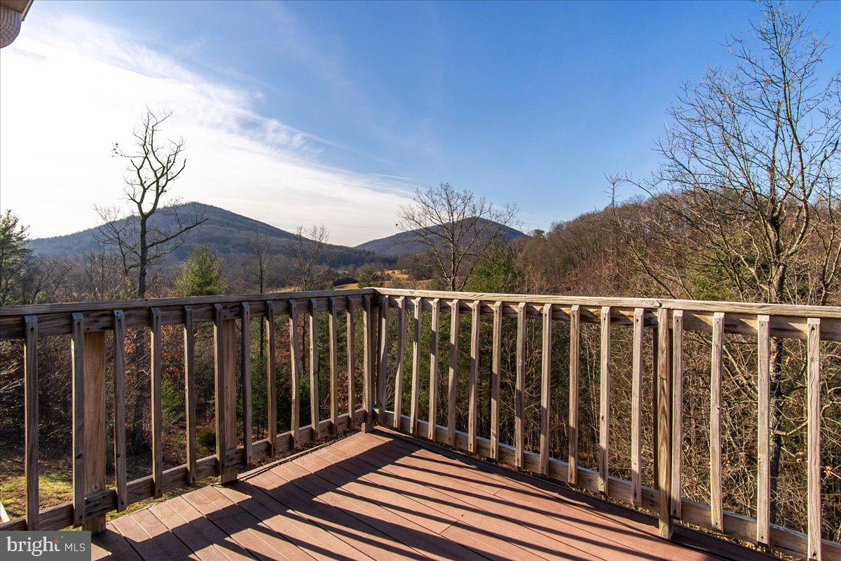 CHESTNUT GROVE - Residential