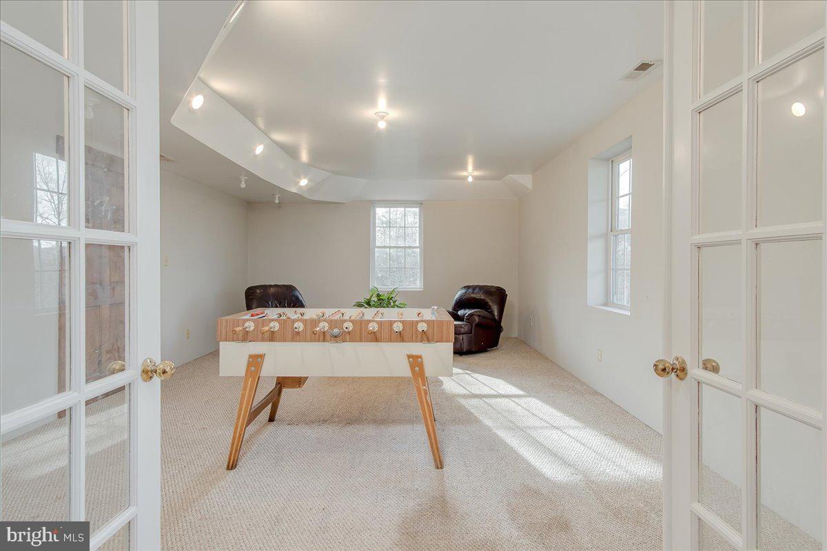 CHESTNUT GROVE - Residential