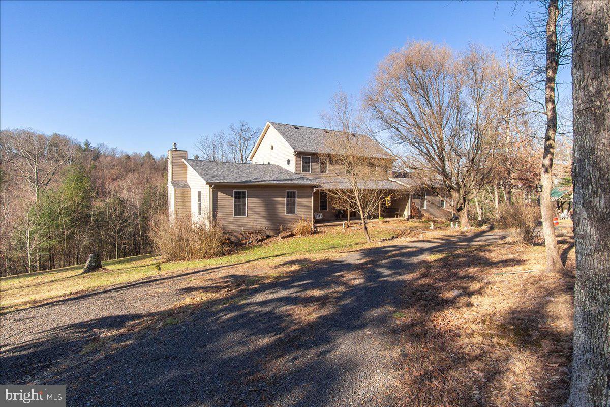 CHESTNUT GROVE - Residential