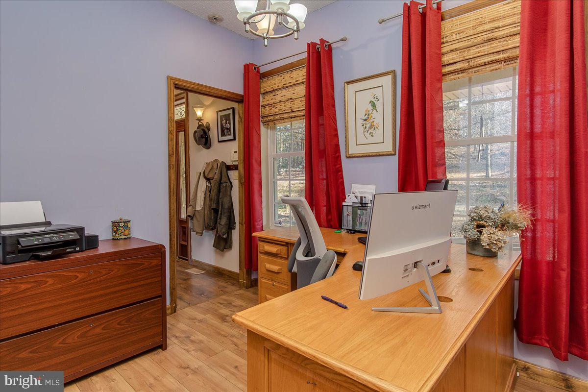 CHESTNUT GROVE - Residential