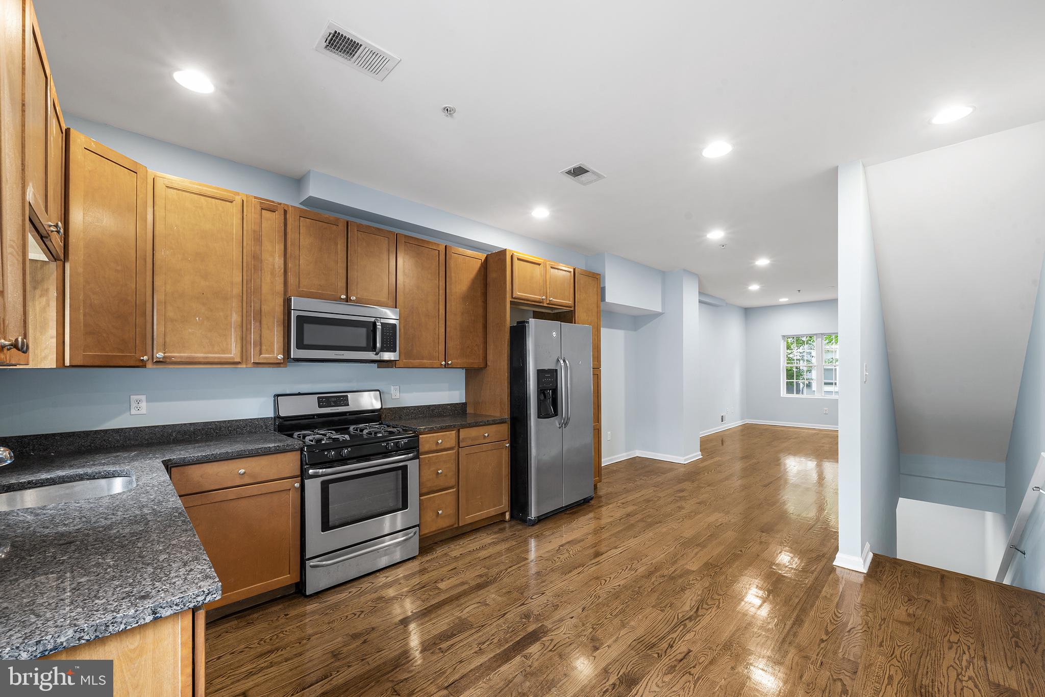 POINT BREEZE - Residential Lease