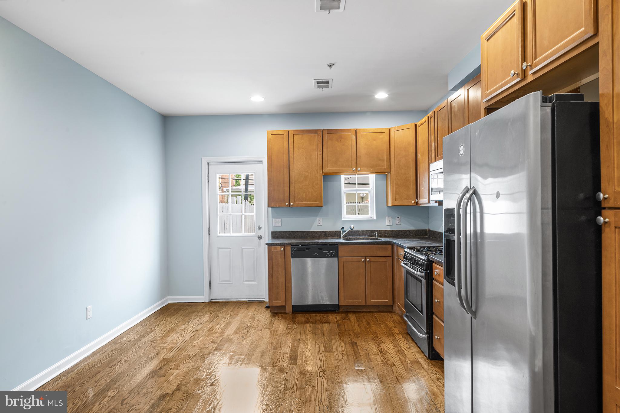 POINT BREEZE - Residential Lease