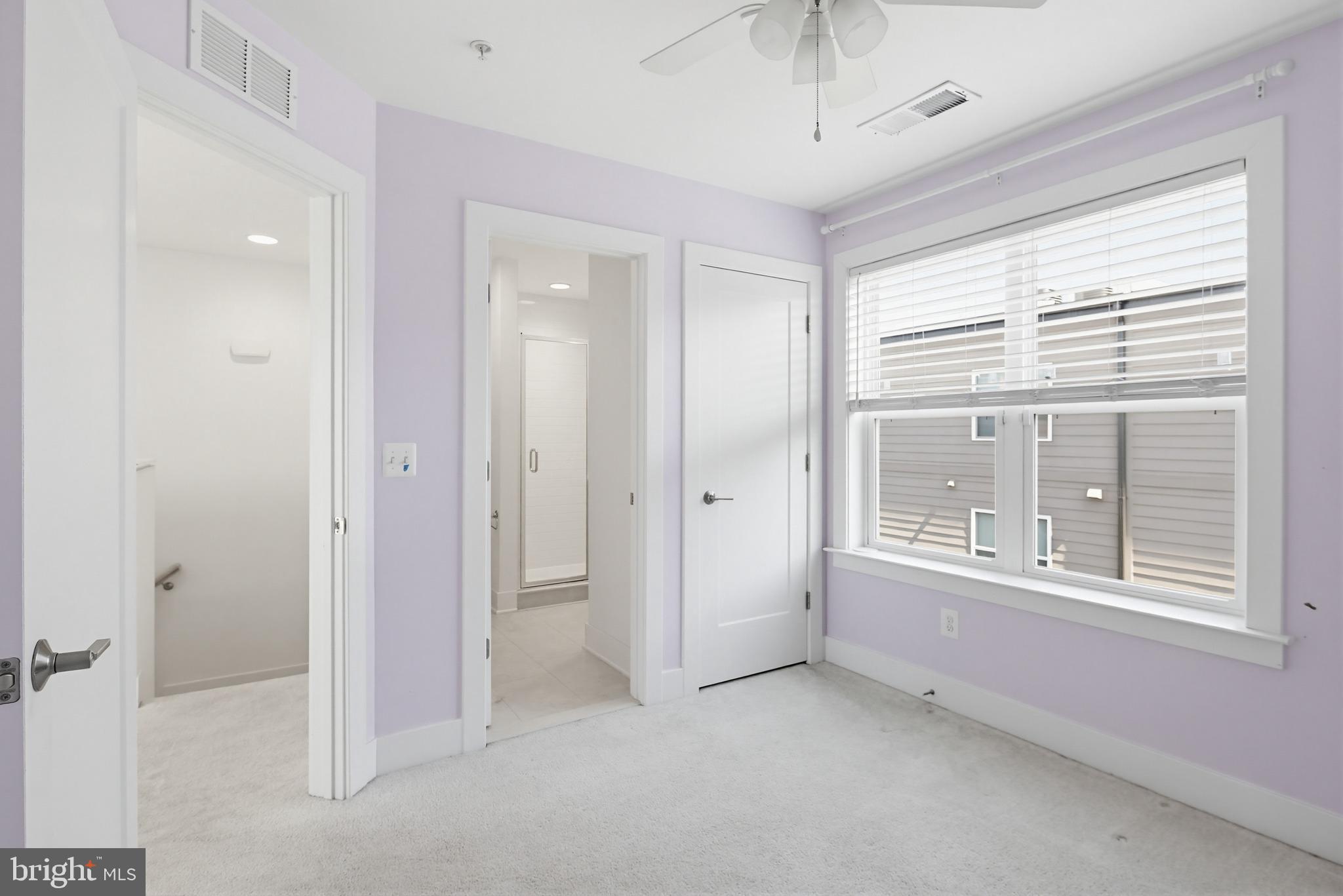 TOWER OAKS - Residential