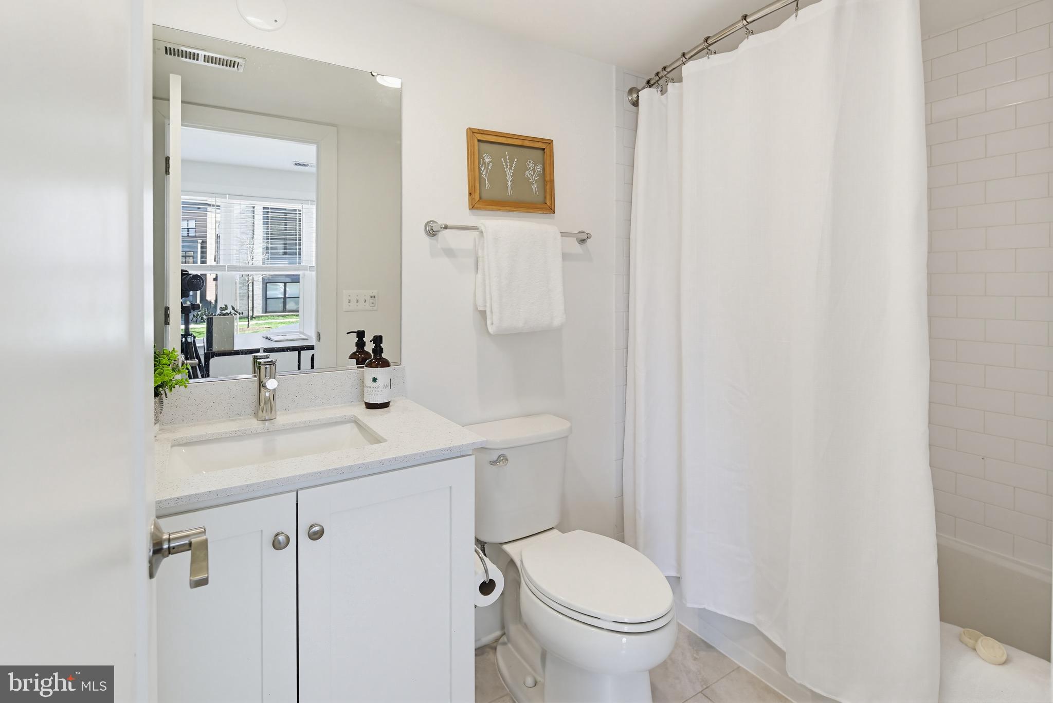 TOWER OAKS - Residential