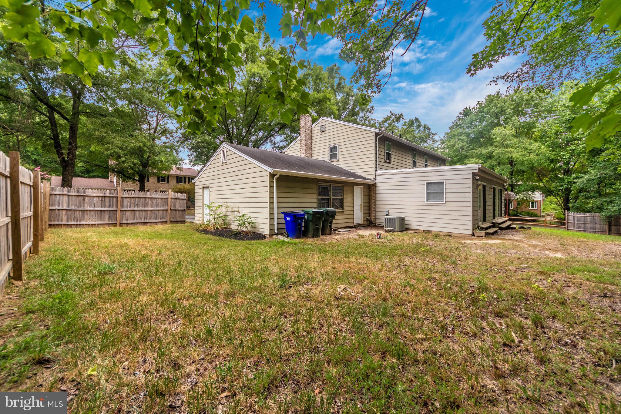 COLLEGE PARK WOODS - Residential