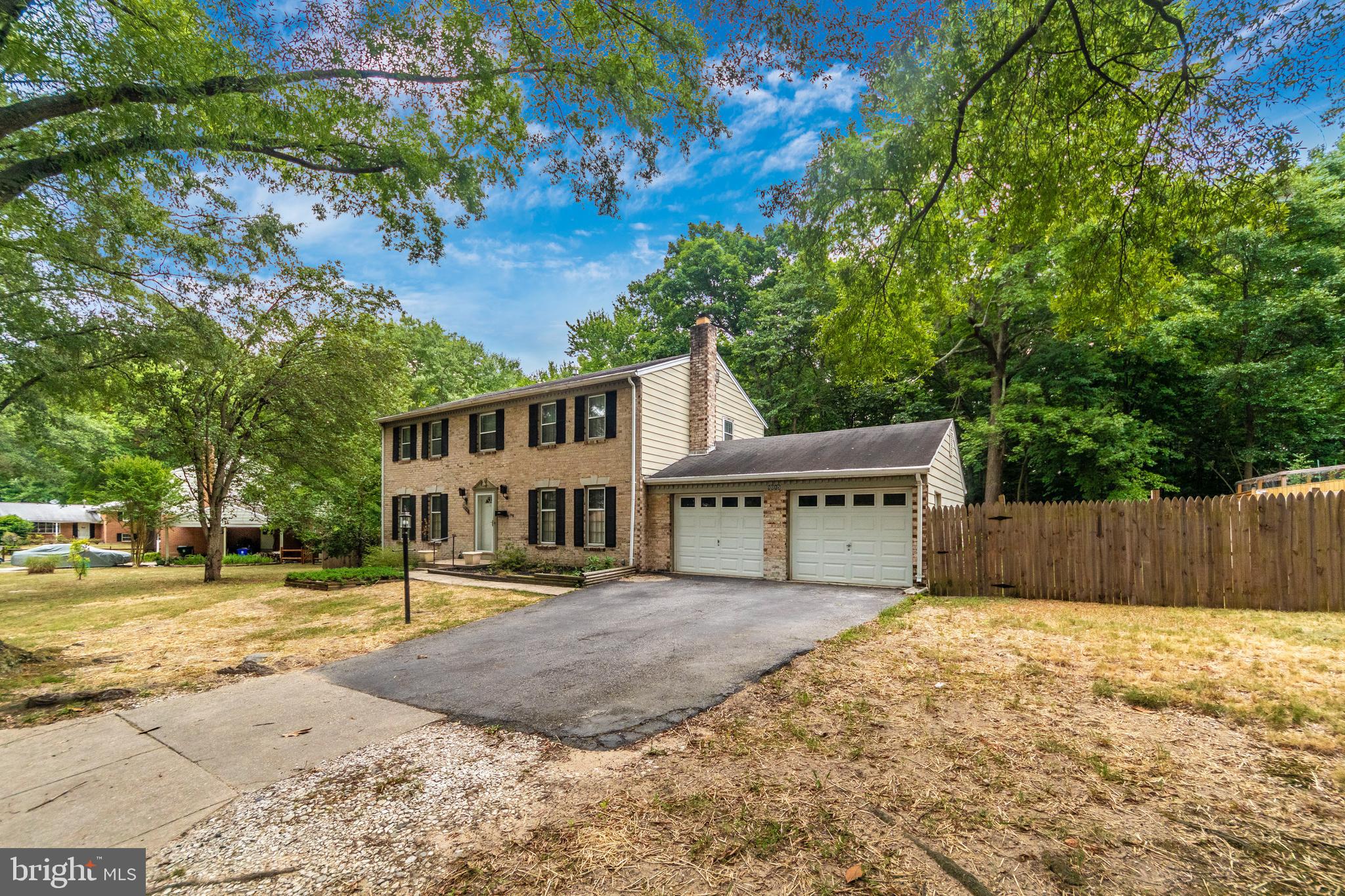 COLLEGE PARK WOODS - Residential