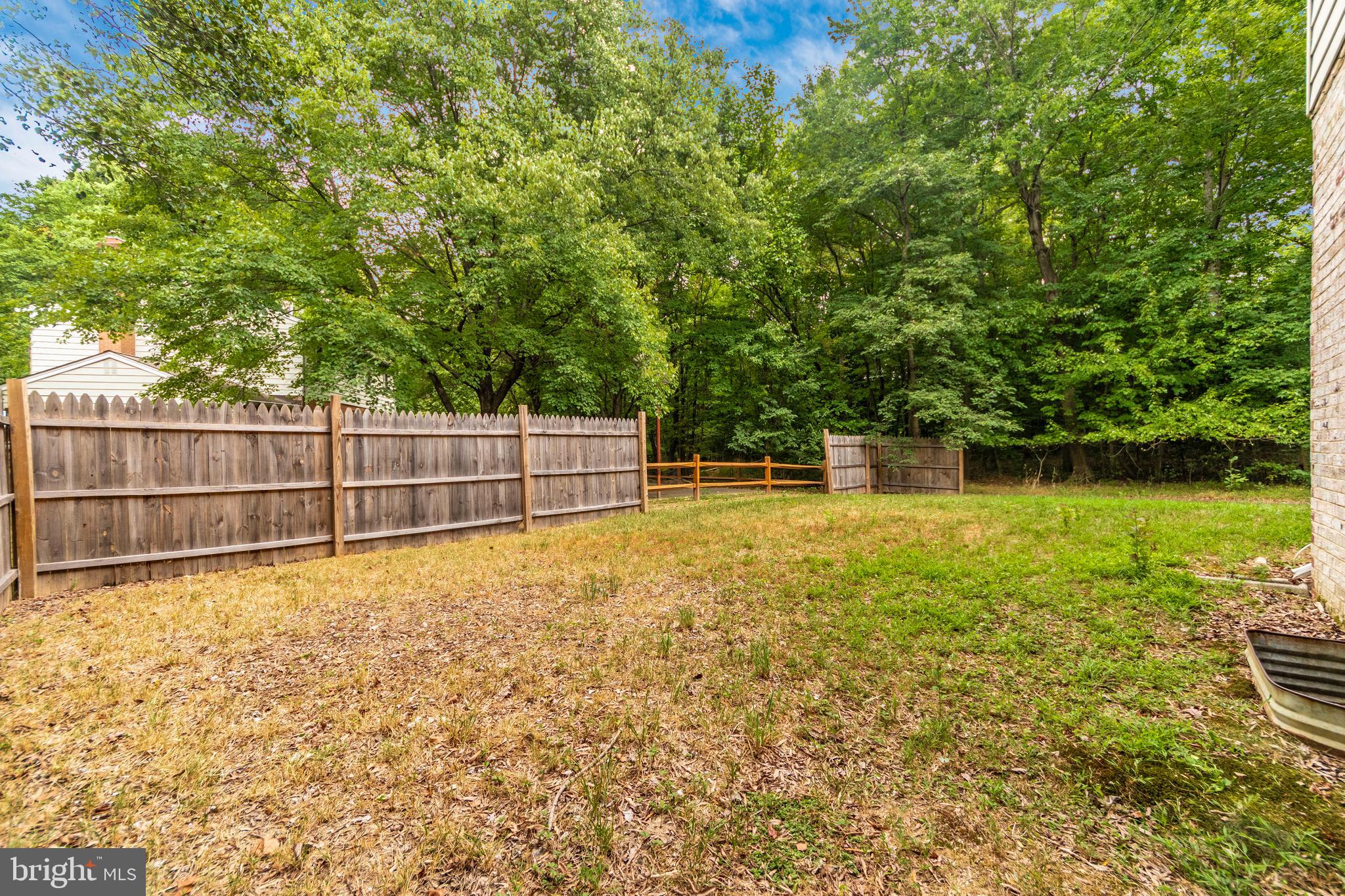 COLLEGE PARK WOODS - Residential