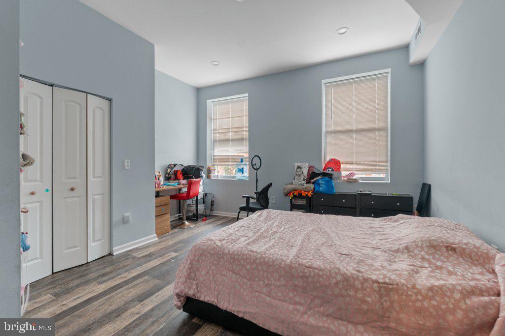 UPTON - Residential Income