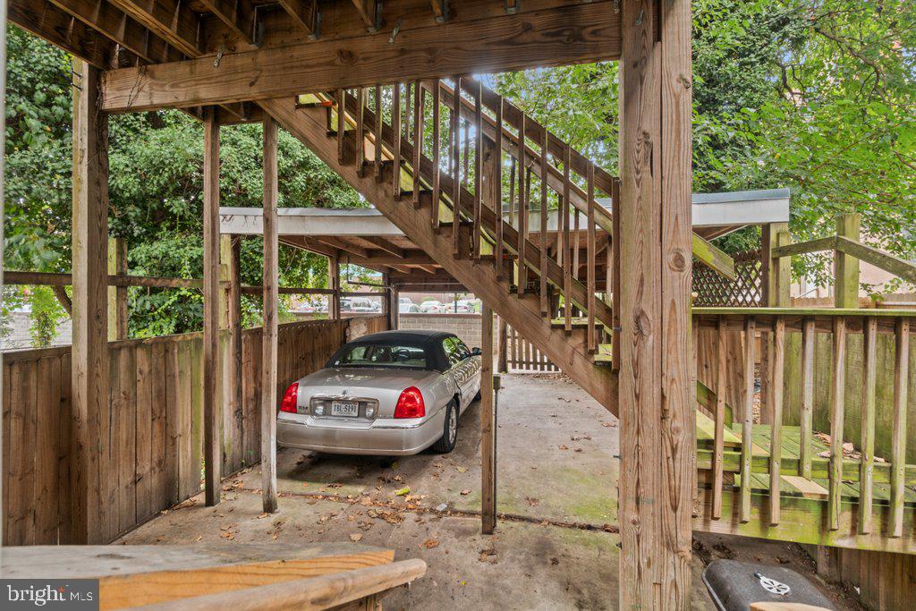 UPTON - Residential Income