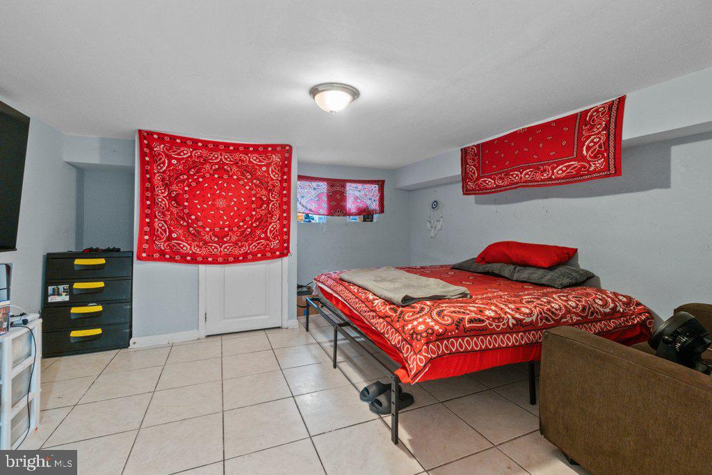 UPTON - Residential Income