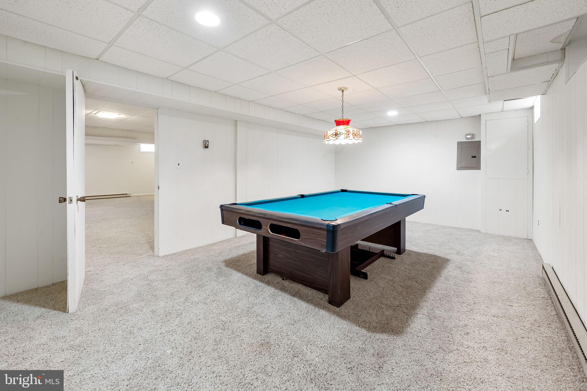 FALLS ROAD CORRIDOR - Residential