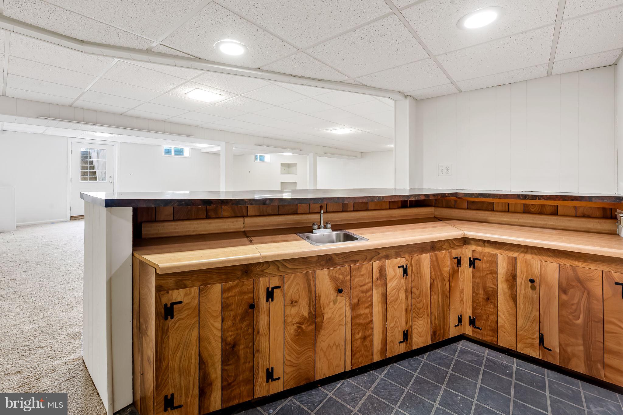 FALLS ROAD CORRIDOR - Residential