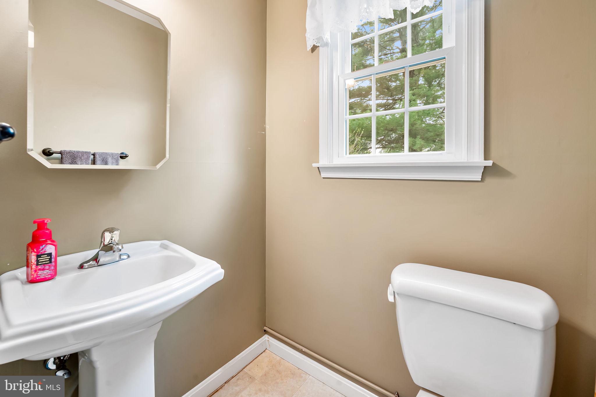 FALLS ROAD CORRIDOR - Residential