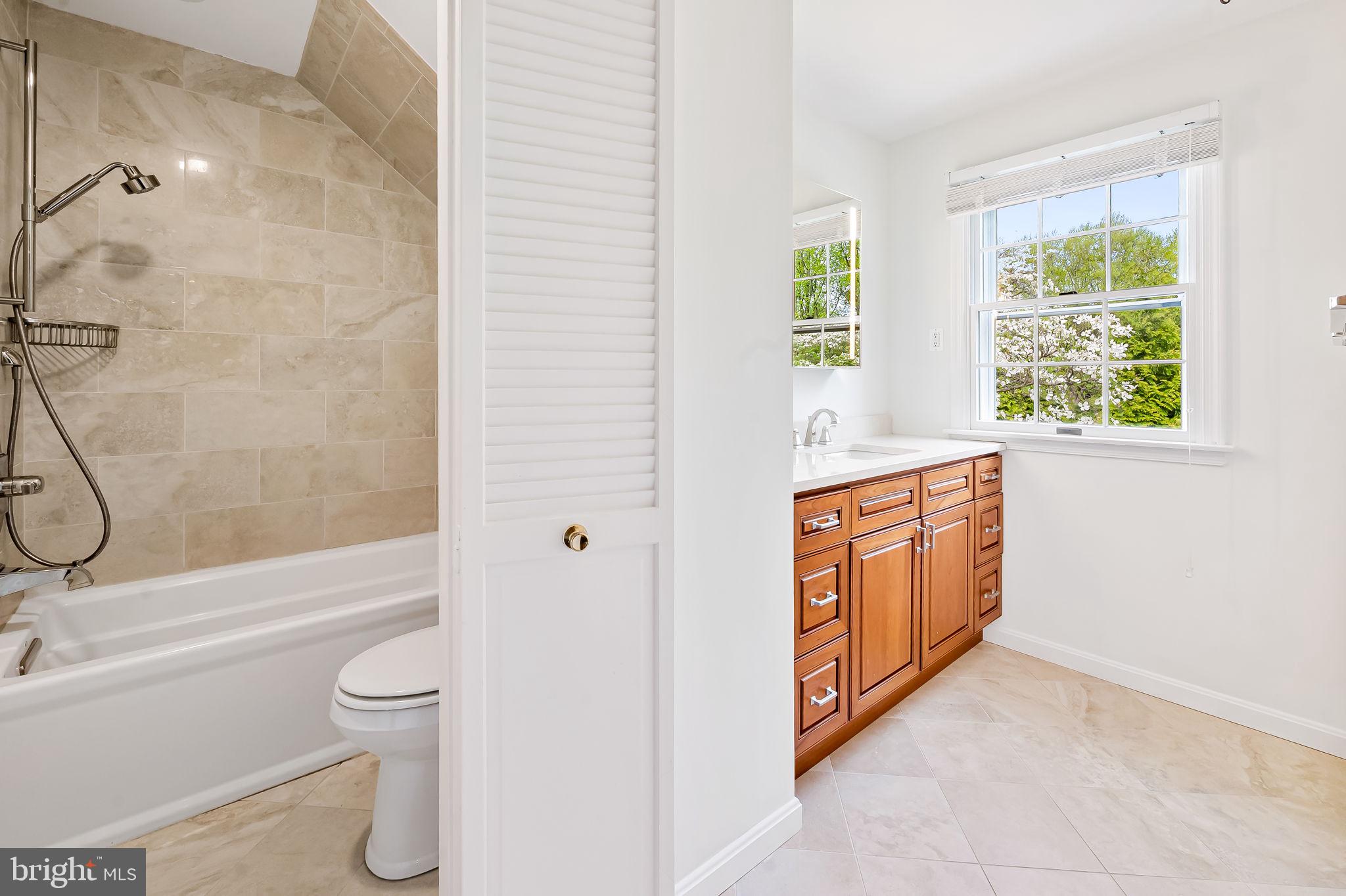 FALLS ROAD CORRIDOR - Residential